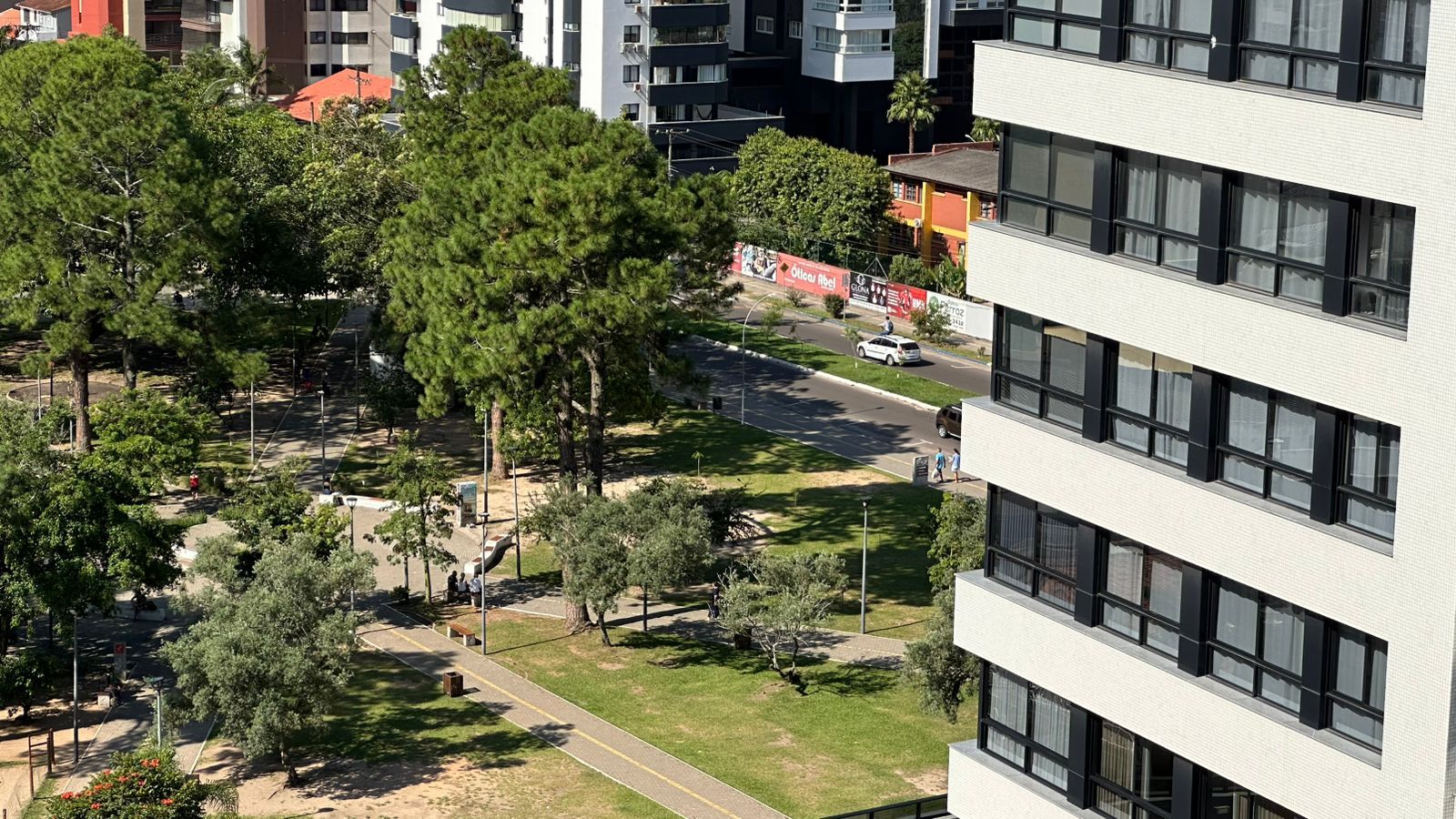 Apartamento 3 quartos sendo 1 suíte para venda no bairro Centro em Torres