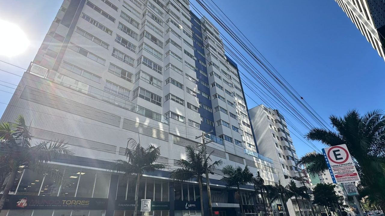 Apartamento 3 quartos sendo 1 suíte para venda no bairro Centro em Torres