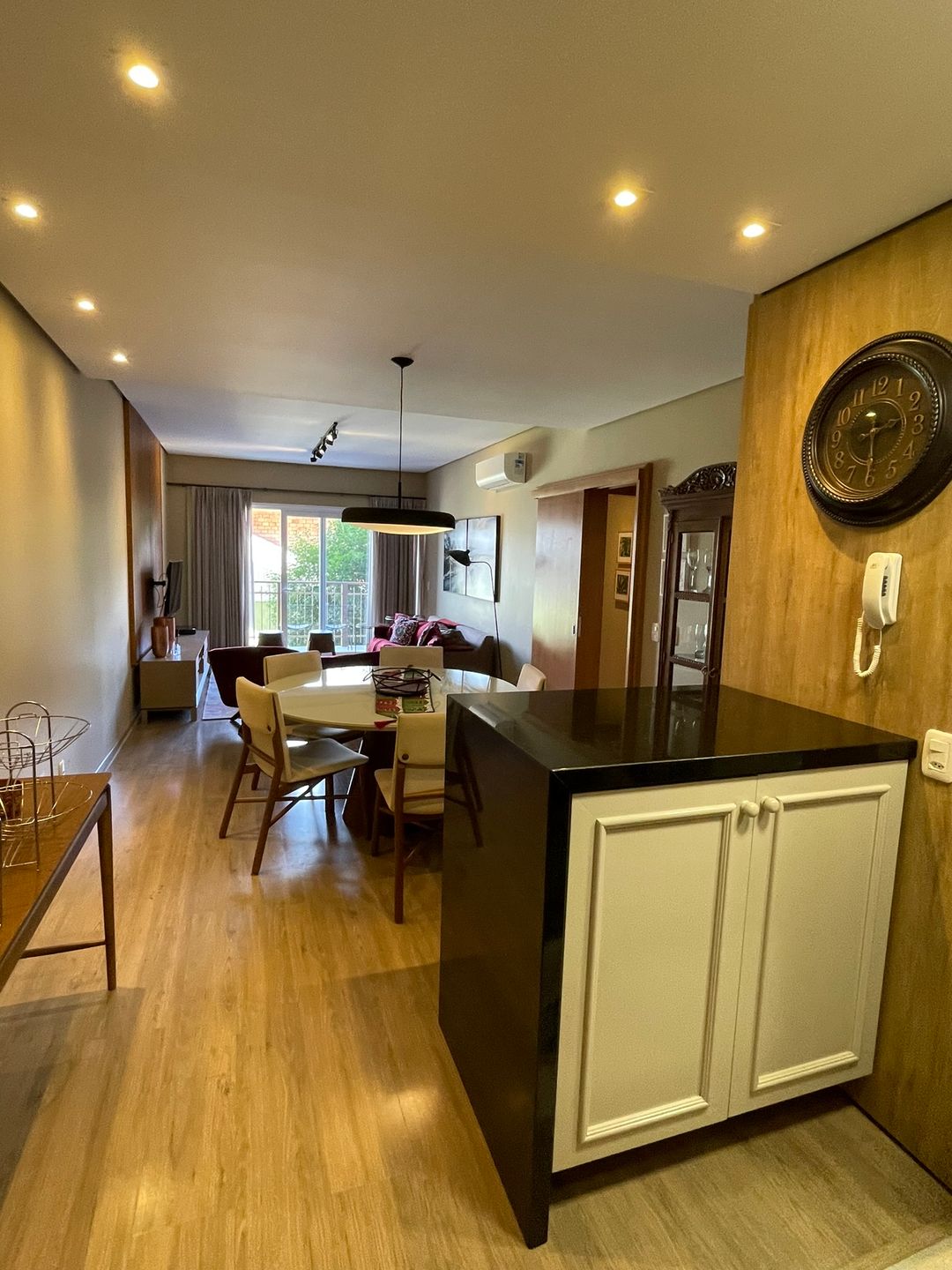 Apartamento 2 quartos sendo 2 suítes para venda no bairro Carniel em Gramado