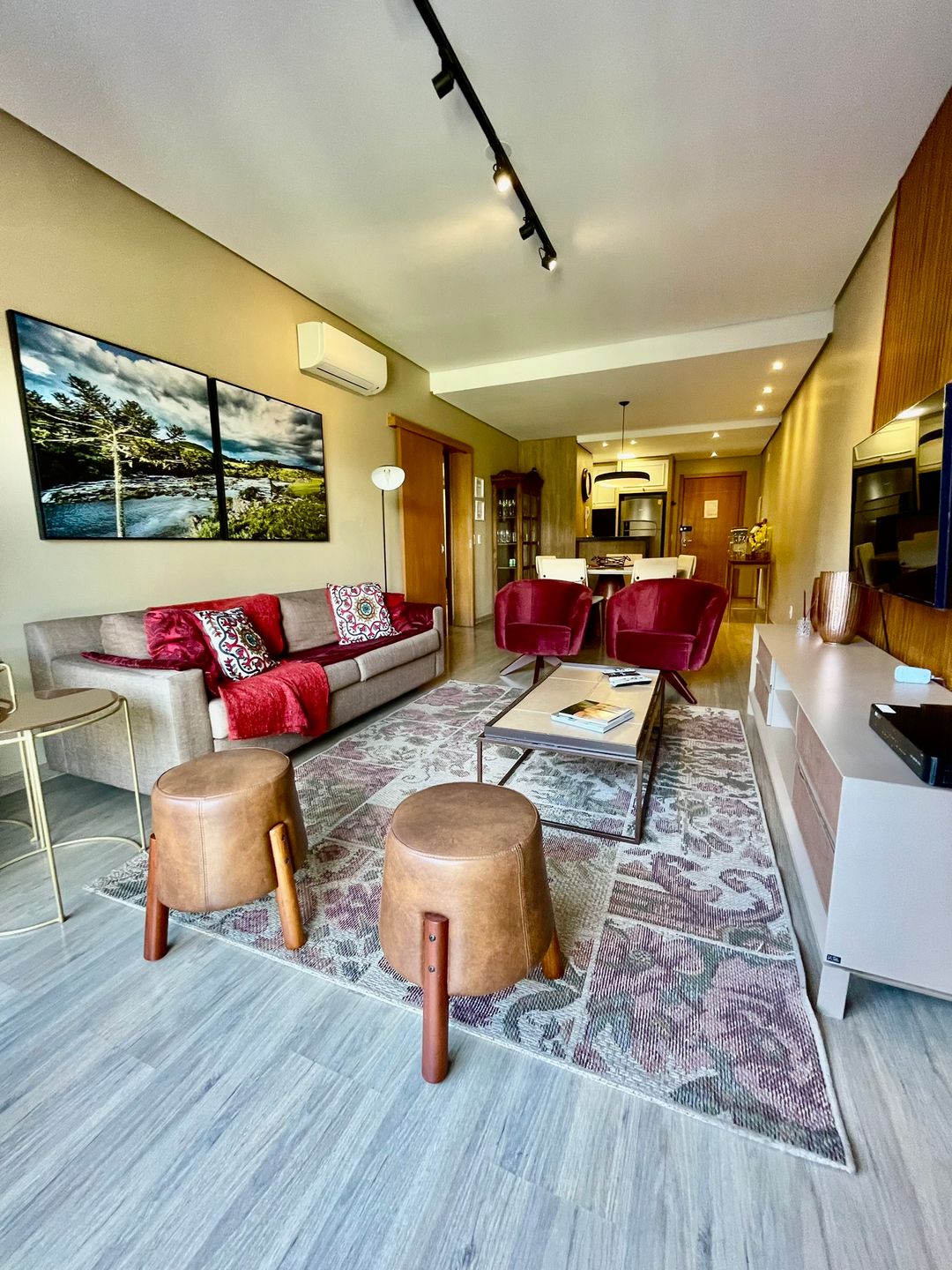 Apartamento 2 quartos sendo 2 suítes para venda no bairro Carniel em Gramado