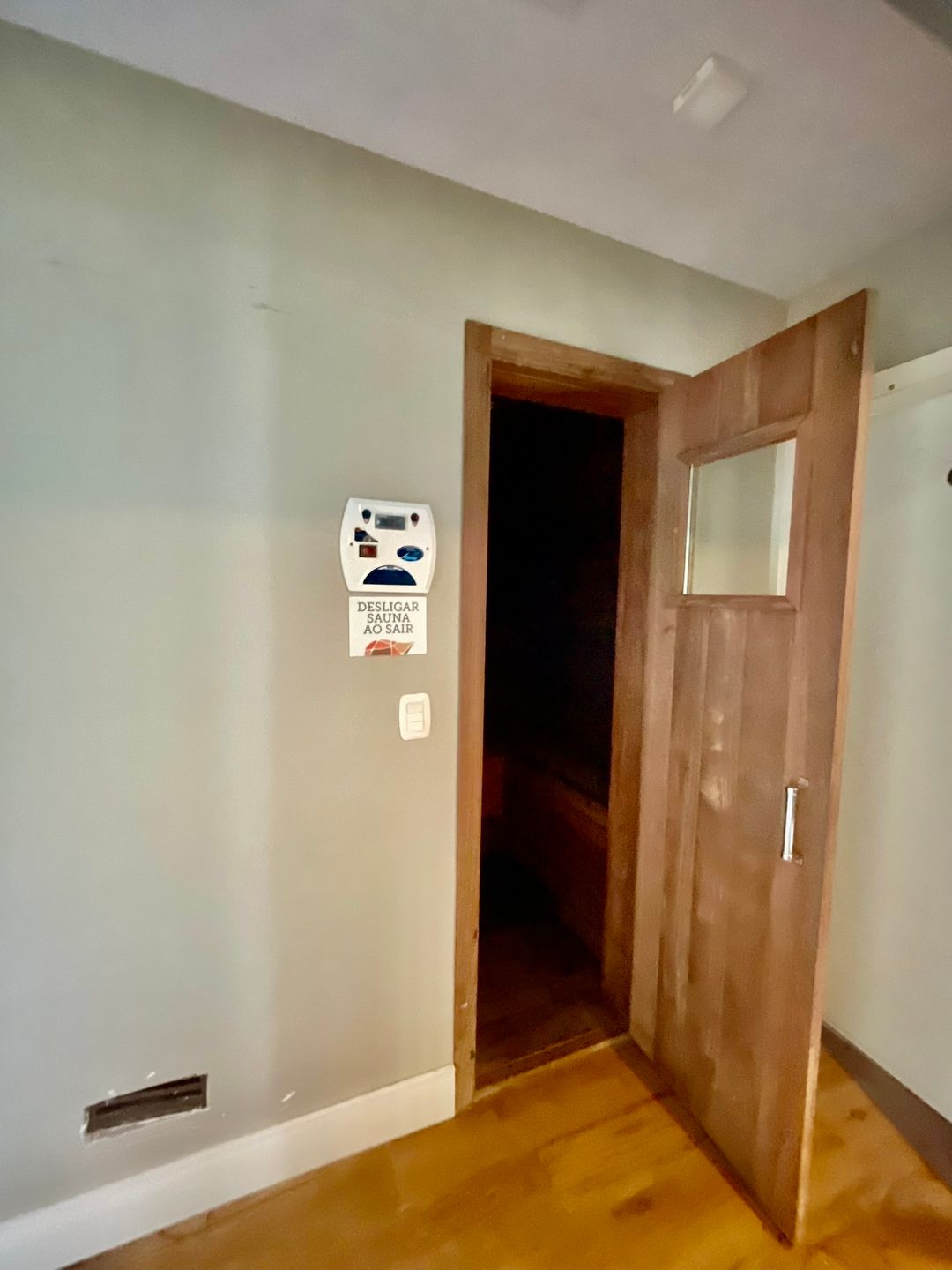 Apartamento 2 quartos sendo 2 suítes para venda no bairro Carniel em Gramado