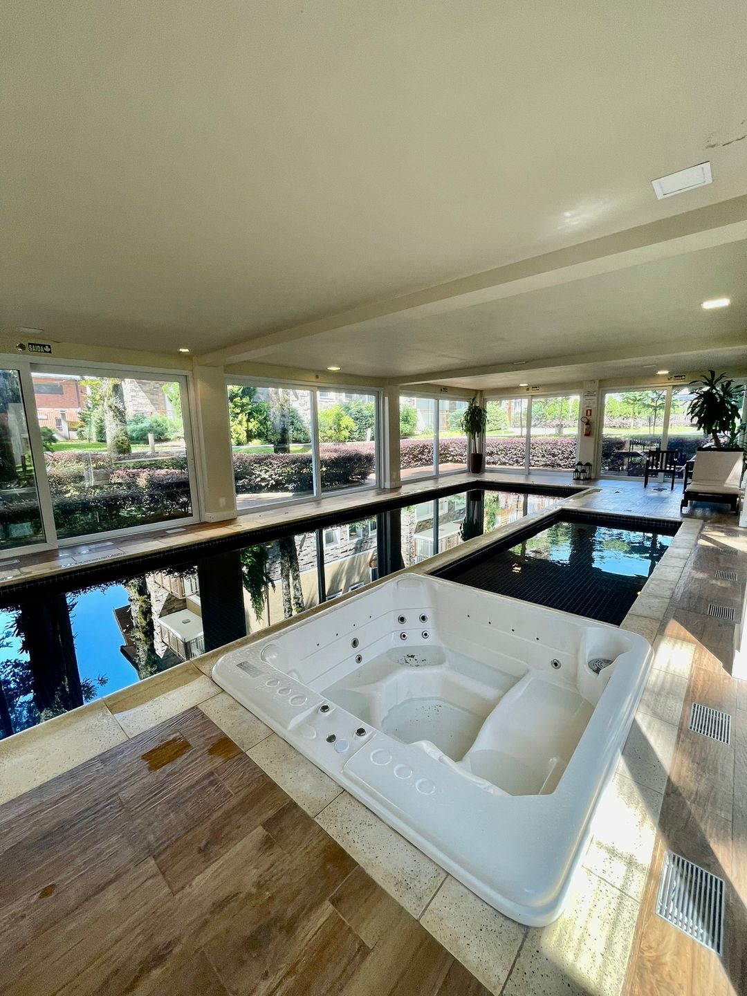 Apartamento 2 quartos sendo 2 suítes para venda no bairro Carniel em Gramado