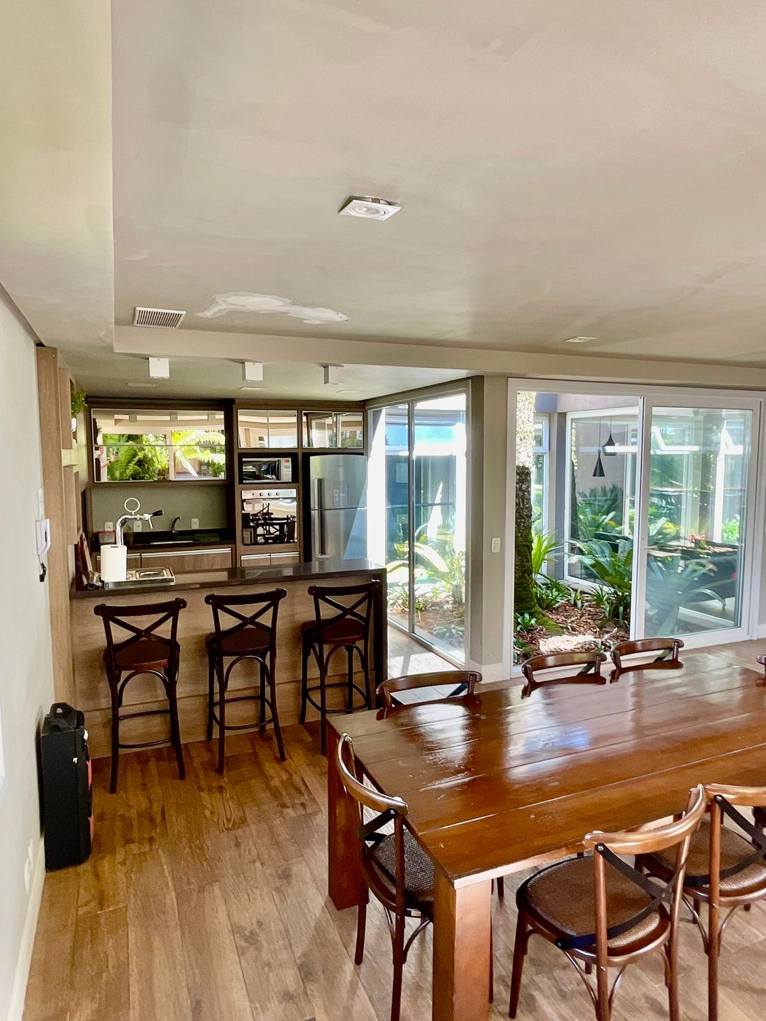 Apartamento 2 quartos sendo 2 suítes para venda no bairro Carniel em Gramado