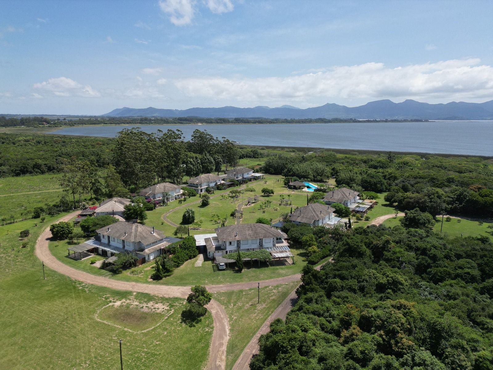 Casa de Condomínio para venda no bairro Palmital em Osório