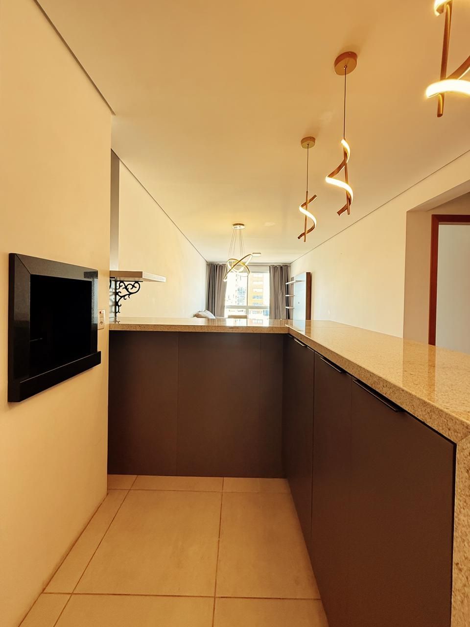 Apartamento 2 quartos sendo 1 suíte para venda no bairro Centro em Torres