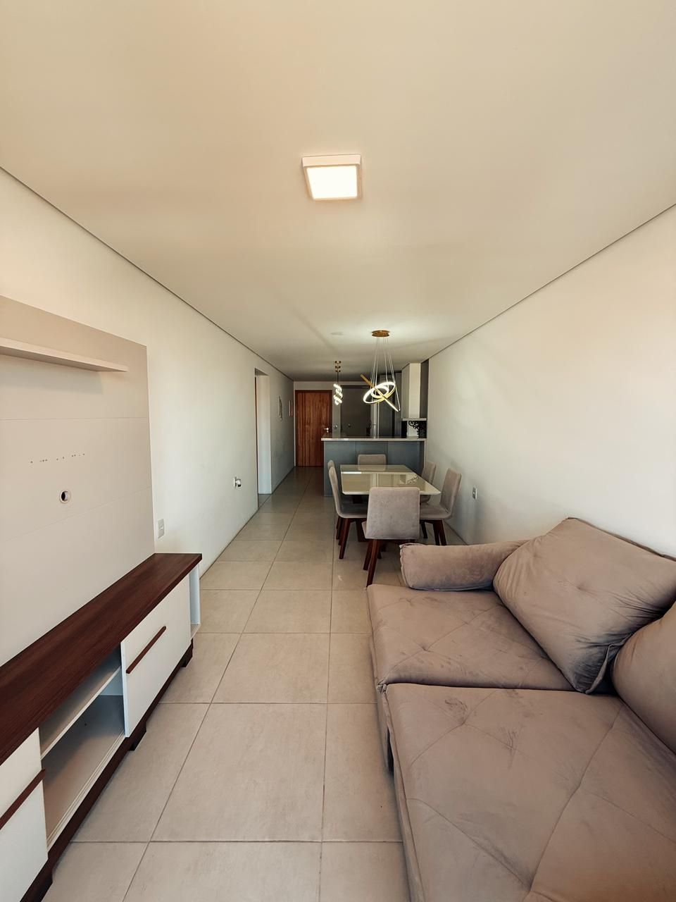 Apartamento 2 quartos sendo 1 suíte para venda no bairro Centro em Torres