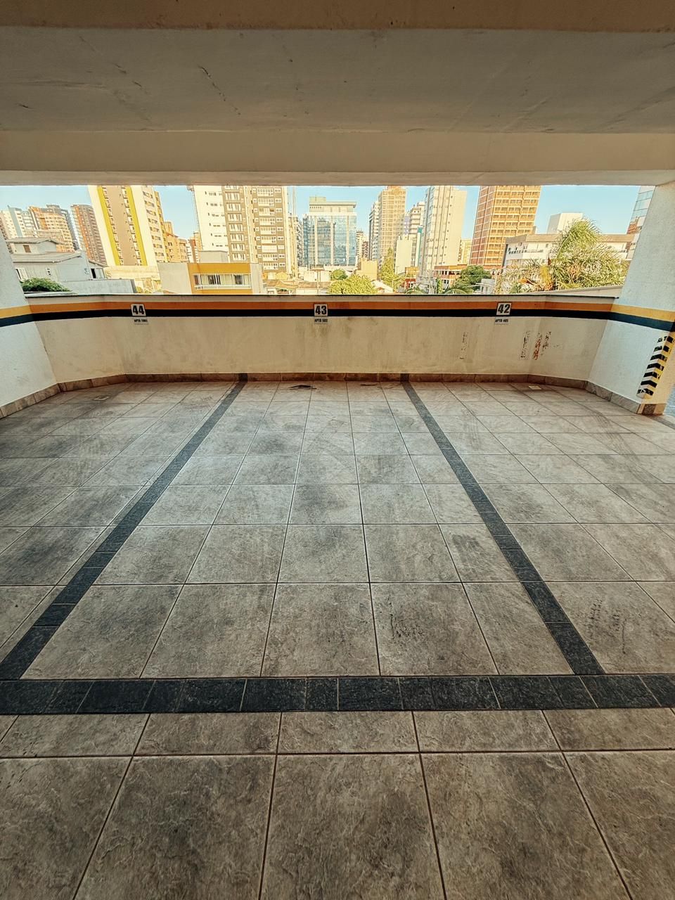 Apartamento 2 quartos sendo 1 suíte para venda no bairro Centro em Torres