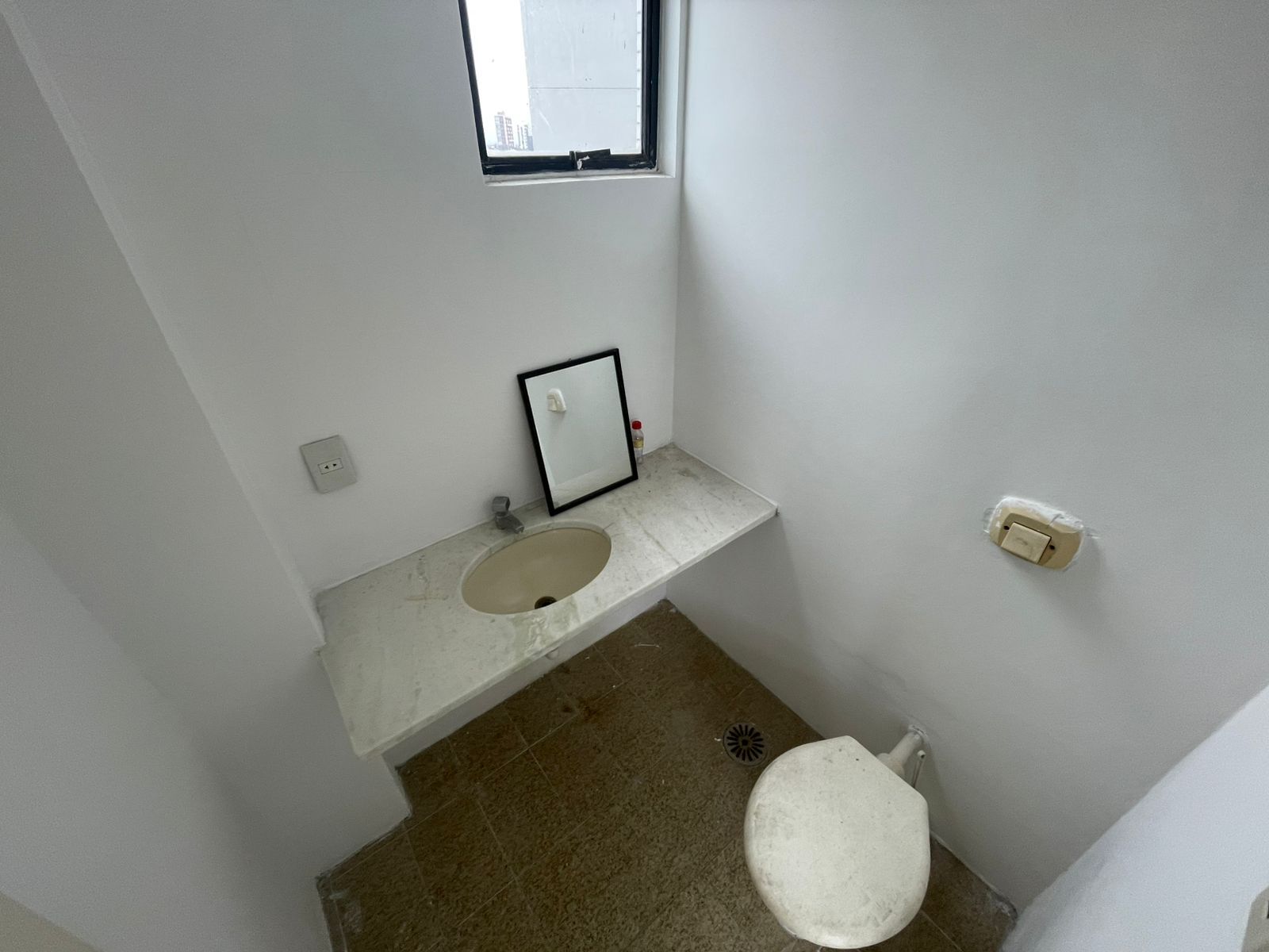 Sala Comercial para venda no bairro Menino Deus em Porto Alegre