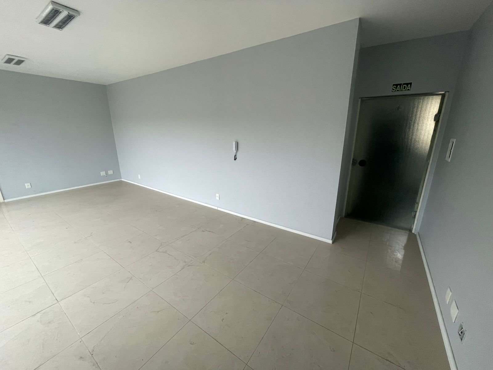 Sala Comercial para venda no bairro Menino Deus em Porto Alegre