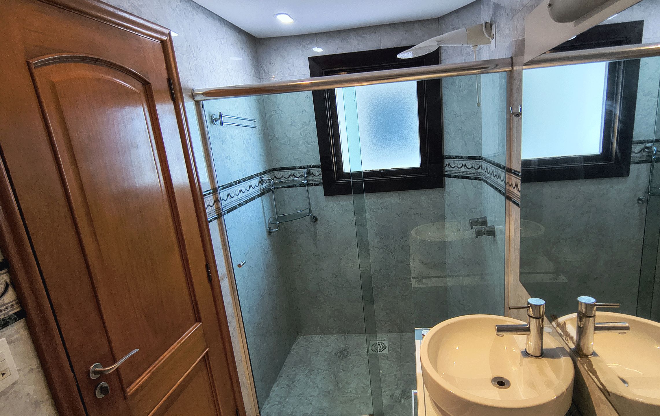 Apartamento 3 quartos sendo 2 suítes para venda no bairro Jardim América em Caxias do Sul