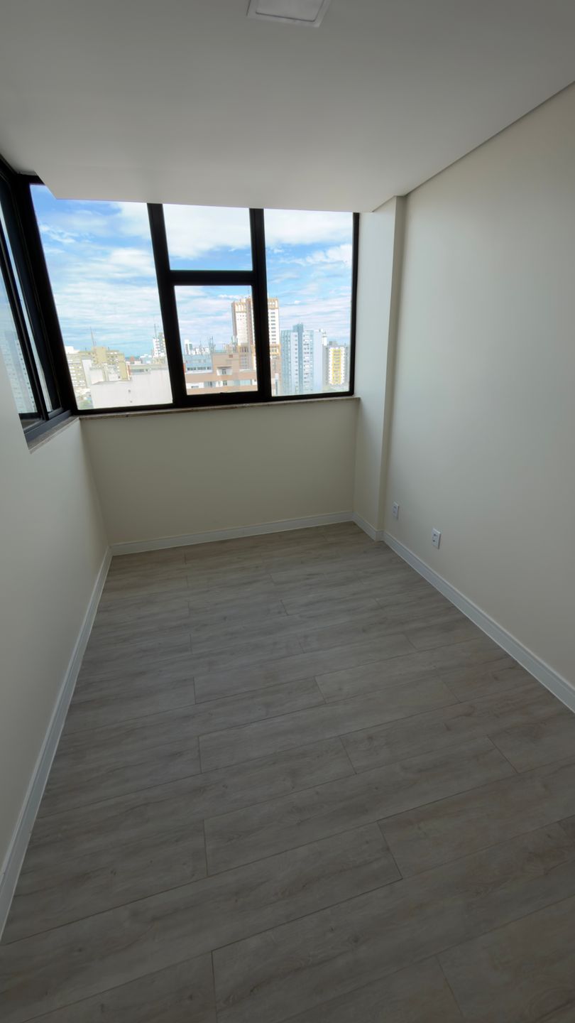 Cobertura 3 quartos sendo 1 suíte para venda no bairro Centro  em Passo Fundo