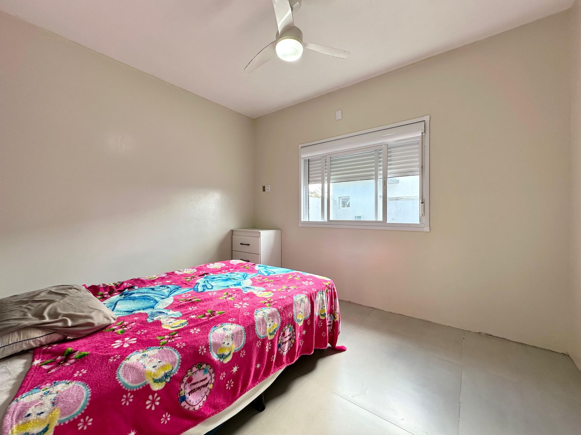 Casa 3 quartos sendo 1 suíte para venda no bairro Atlântida Sul em Osório