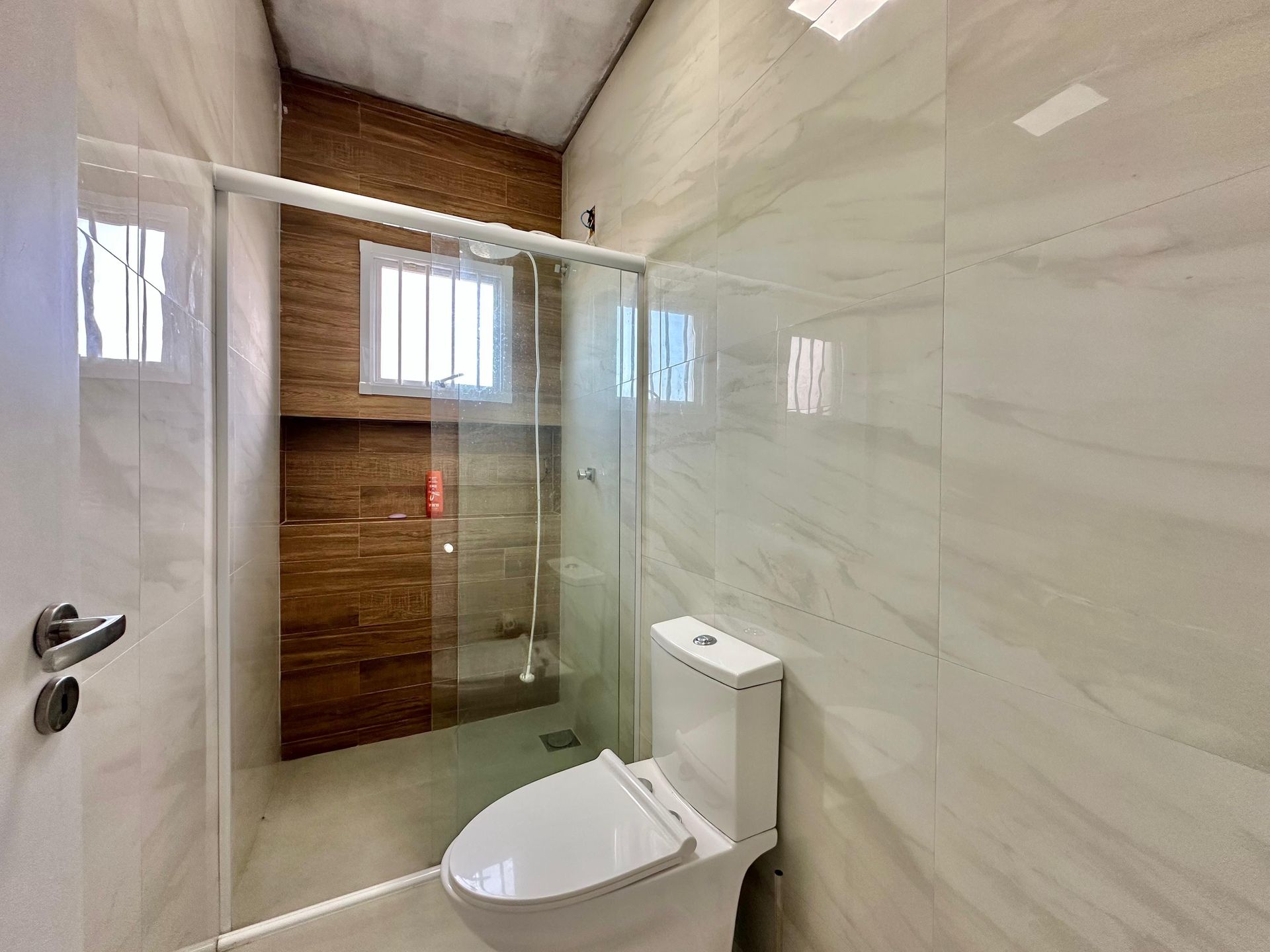 Casa 3 quartos sendo 1 suíte para venda no bairro Atlântida Sul em Osório