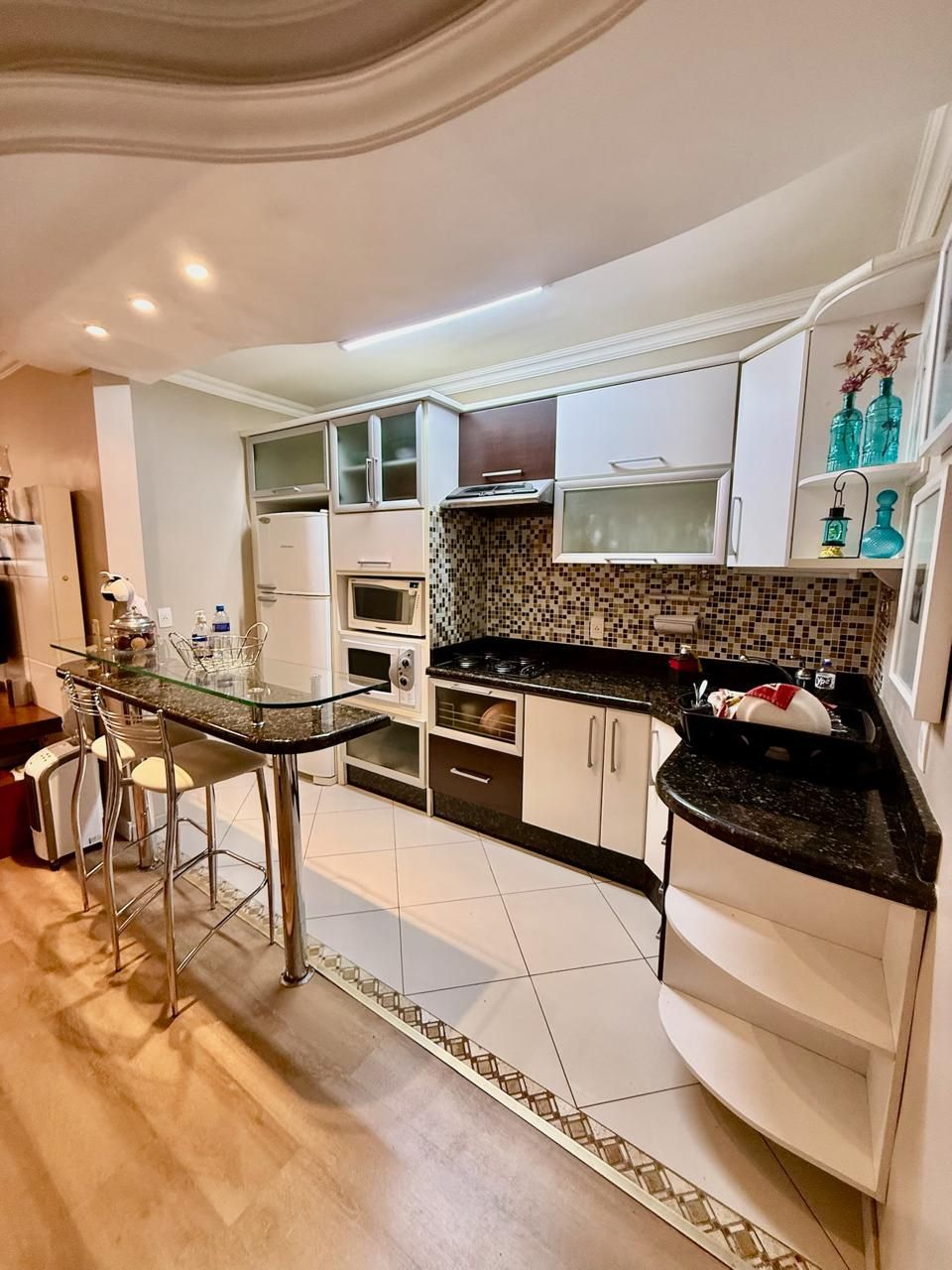 Apartamento para venda no bairro Vila Suíça em Gramado