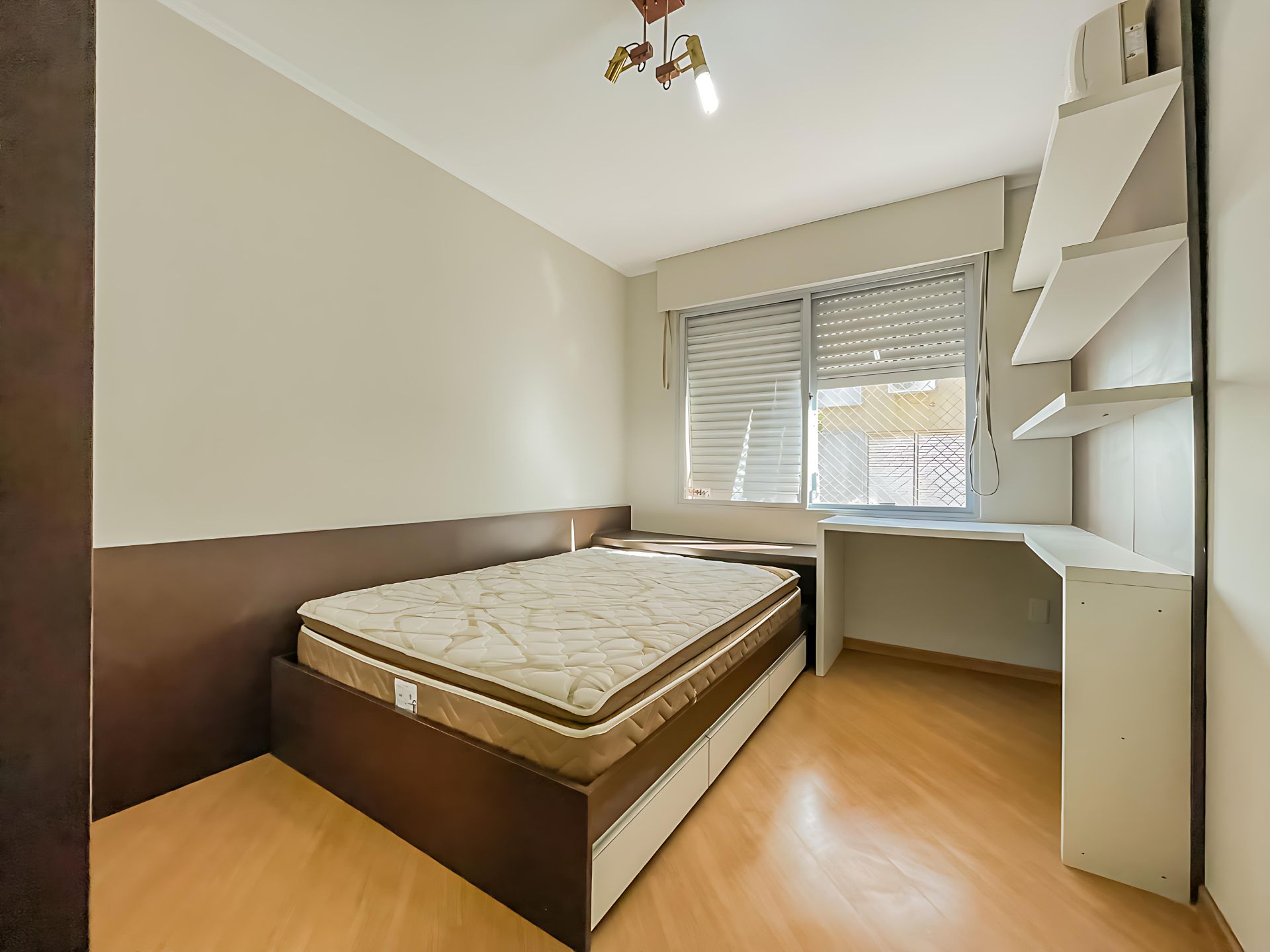 Apartamento para venda no bairro Moinhos de Vento em Porto Alegre