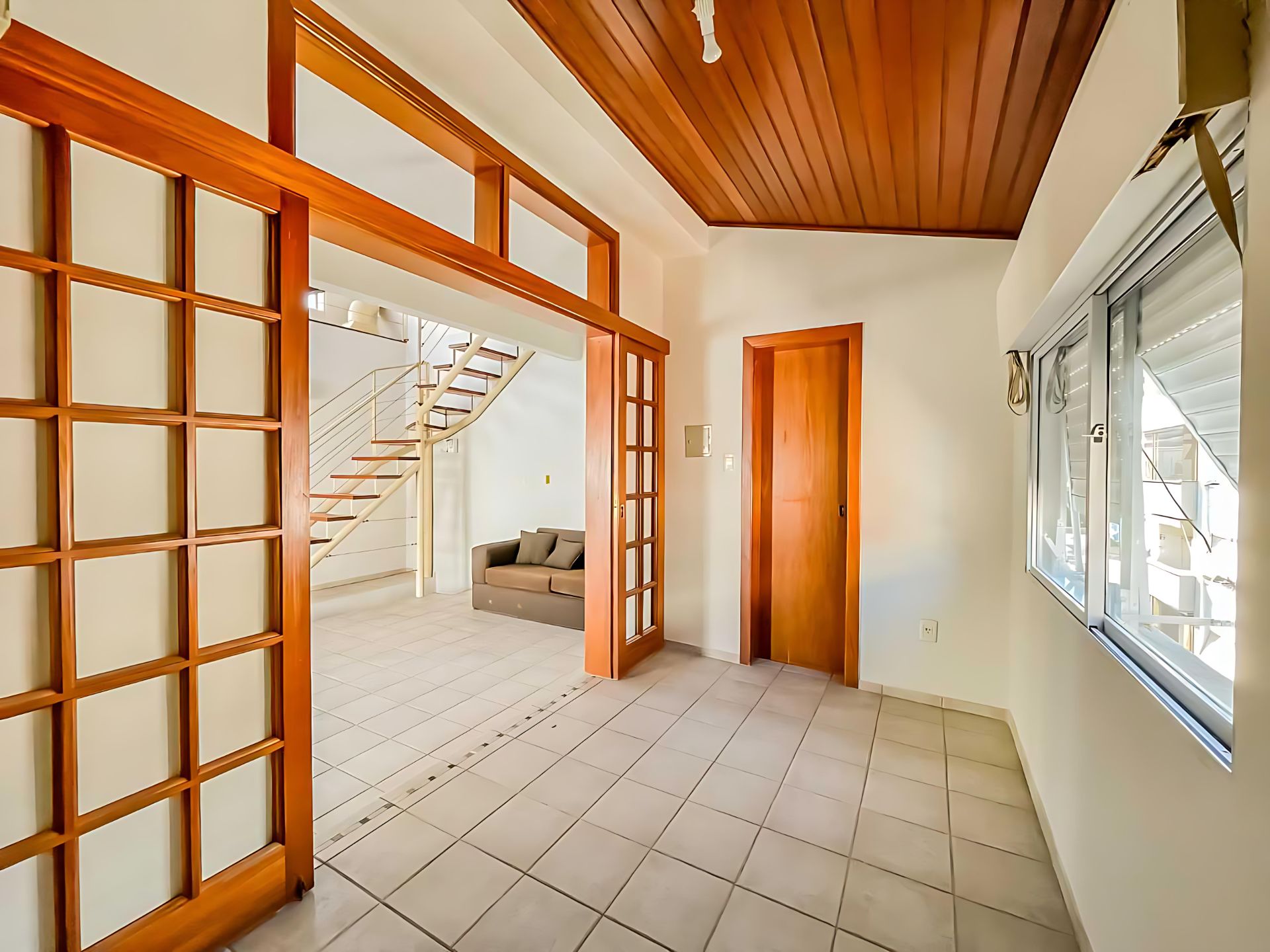 Apartamento para venda no bairro Moinhos de Vento em Porto Alegre