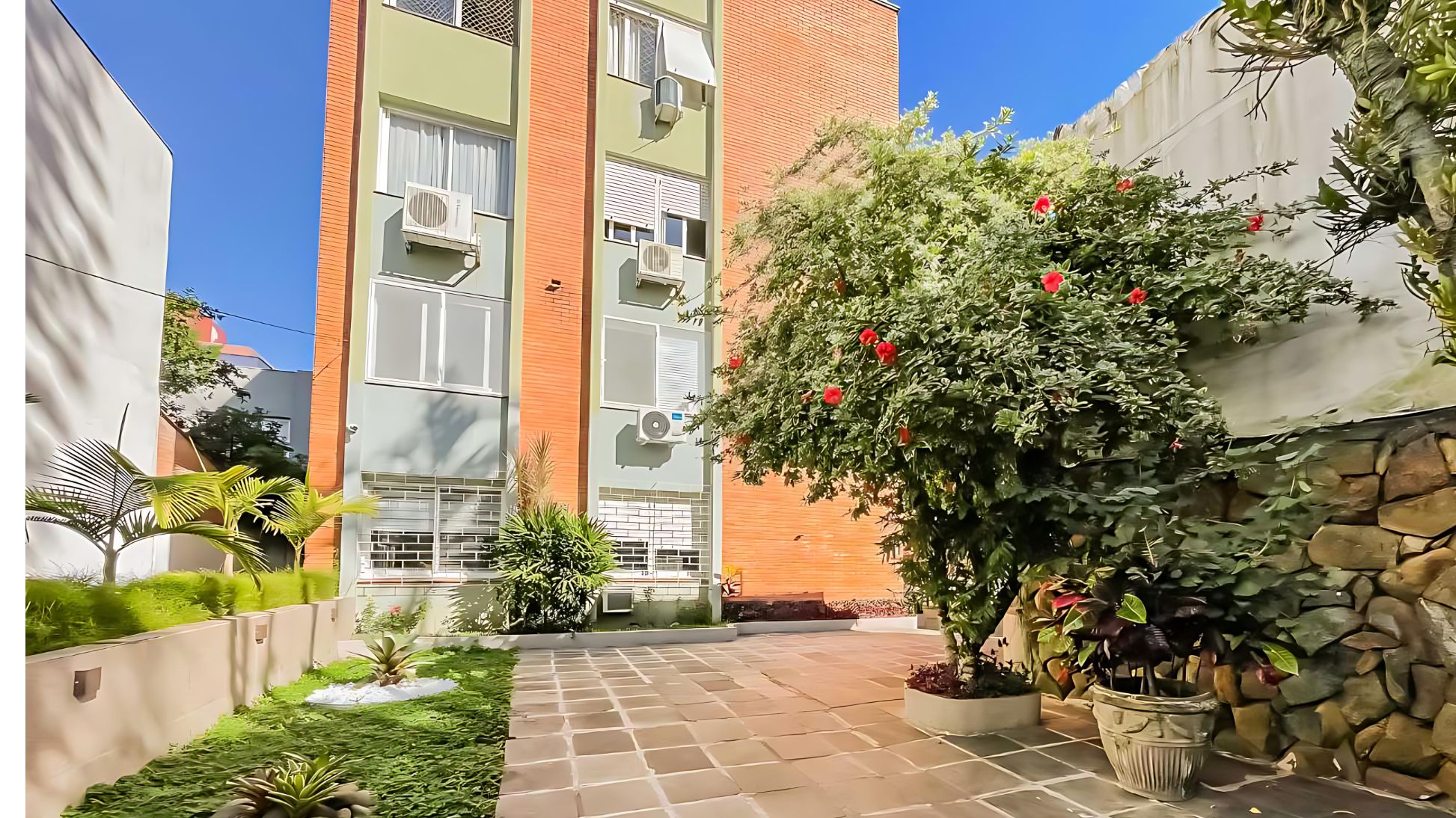 Apartamento para venda no bairro Moinhos de Vento em Porto Alegre