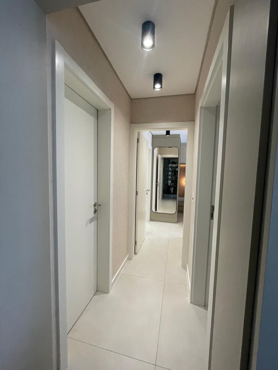 Apartamento 2 quartos sendo 1 suíte para venda no bairro Centro em Torres