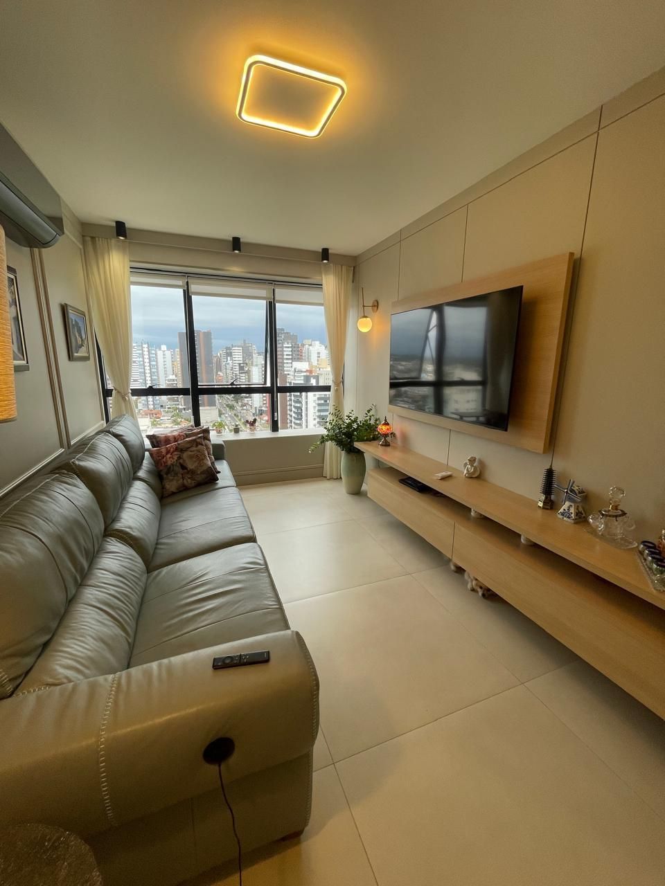 Apartamento 2 quartos sendo 1 suíte para venda no bairro Centro em Torres