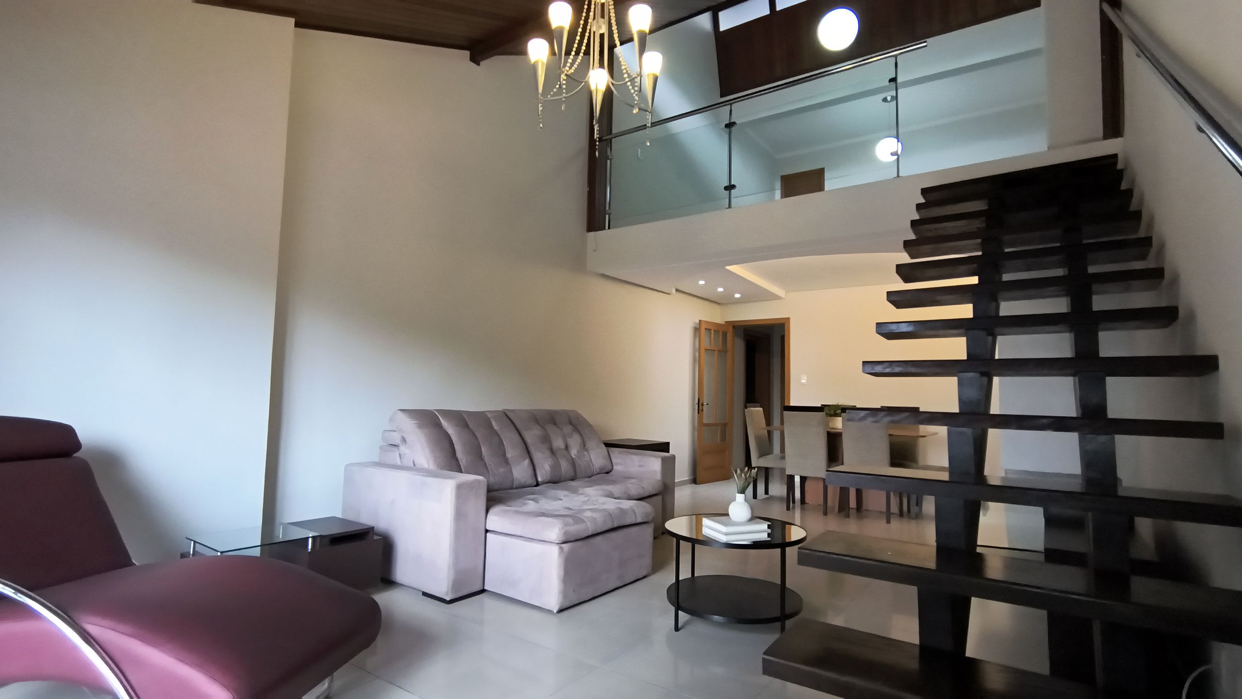 Casa para venda no bairro Cinquentenário em Caxias do Sul