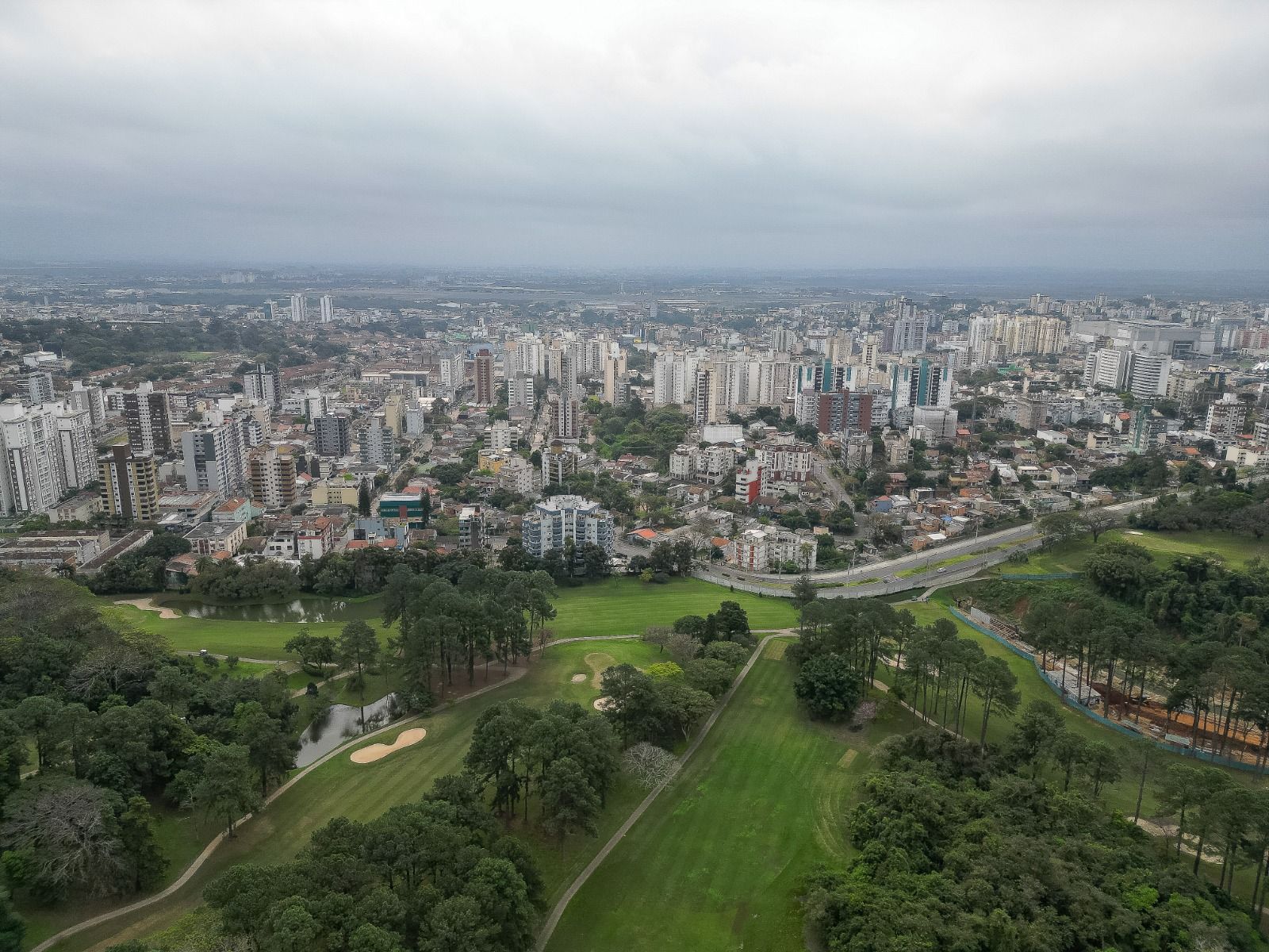 Casa para venda no bairro Passo De#39;Areia em Porto Alegre