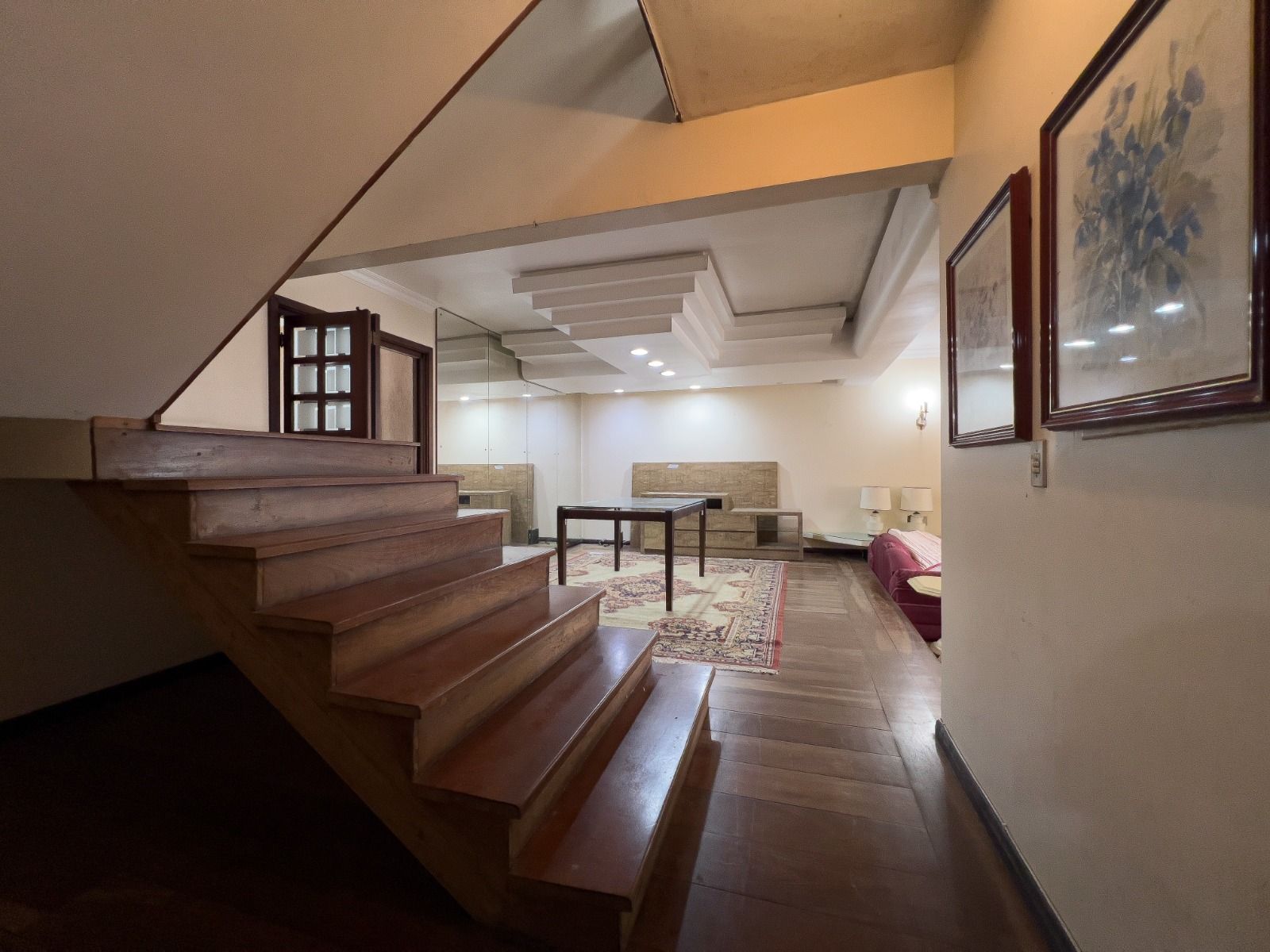 Casa para venda no bairro Passo De#39;Areia em Porto Alegre