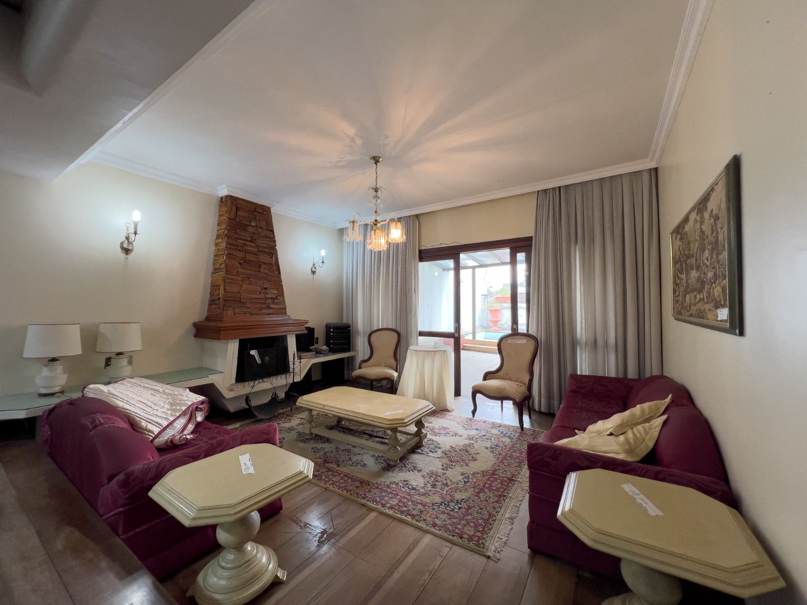Casa para venda no bairro Passo De#39;Areia em Porto Alegre