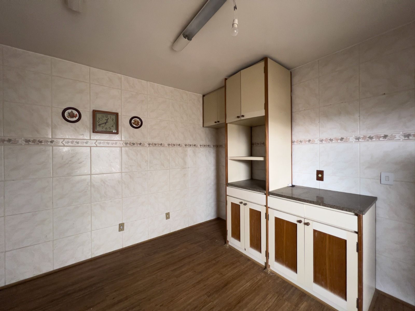 Casa para venda no bairro Passo De#39;Areia em Porto Alegre