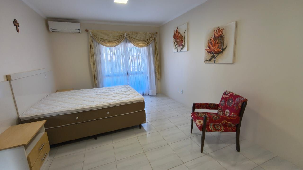 Sobrado Duplex 3 quartos sendo 1 suíte para venda no bairro Areias Brancas em Arroio do Sal