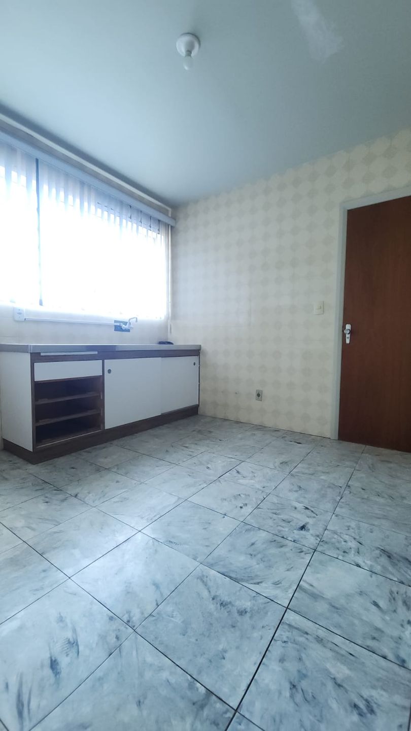 Casa para venda no bairro Medianeira em Caxias do Sul