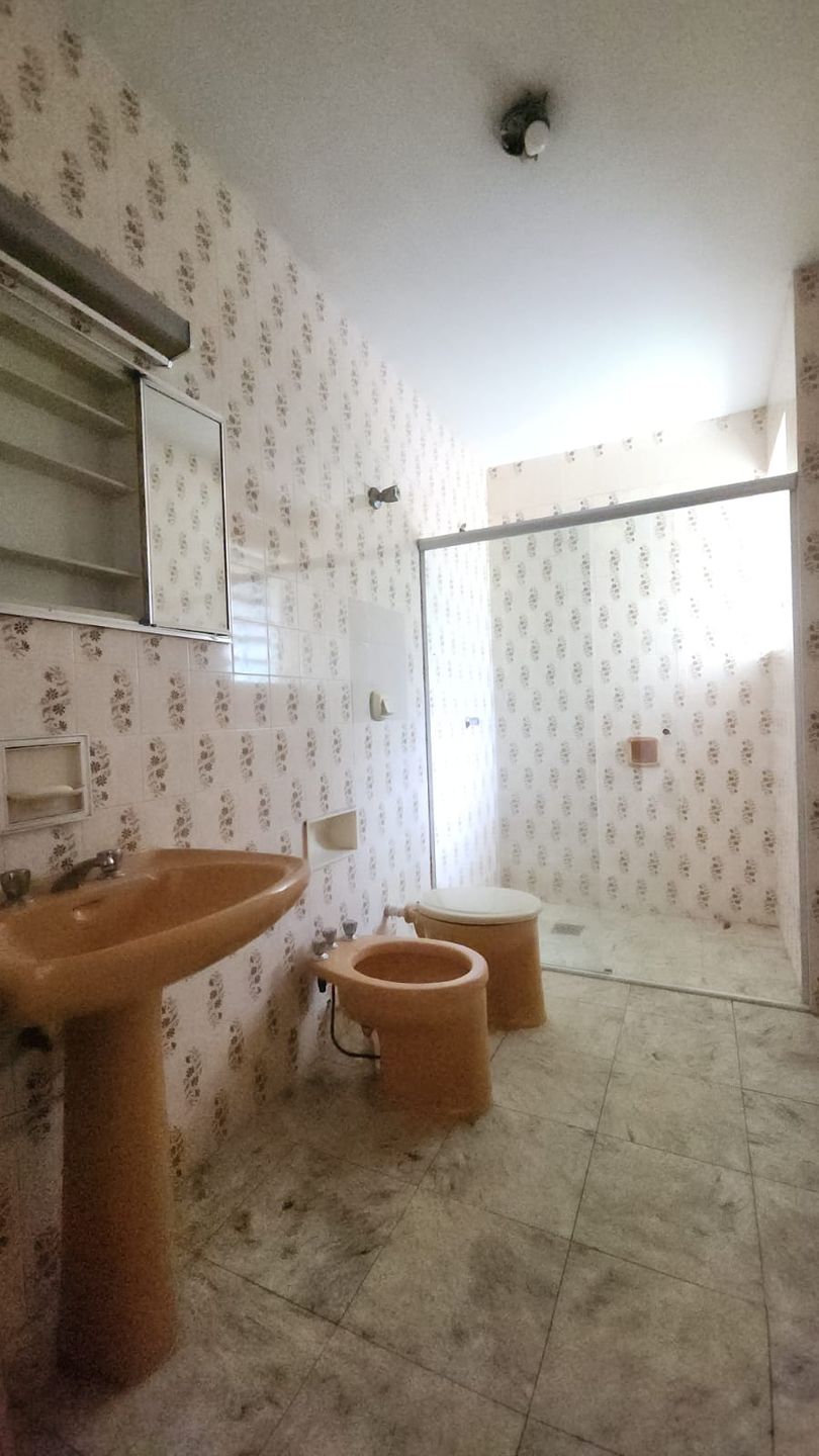 Casa para venda no bairro Medianeira em Caxias do Sul