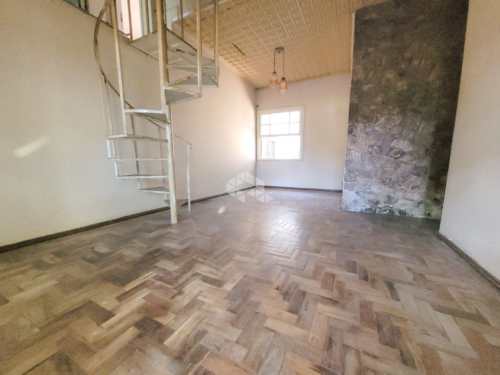 Sobrado Duplex para venda no bairro Jardim Botânico em Porto Alegre