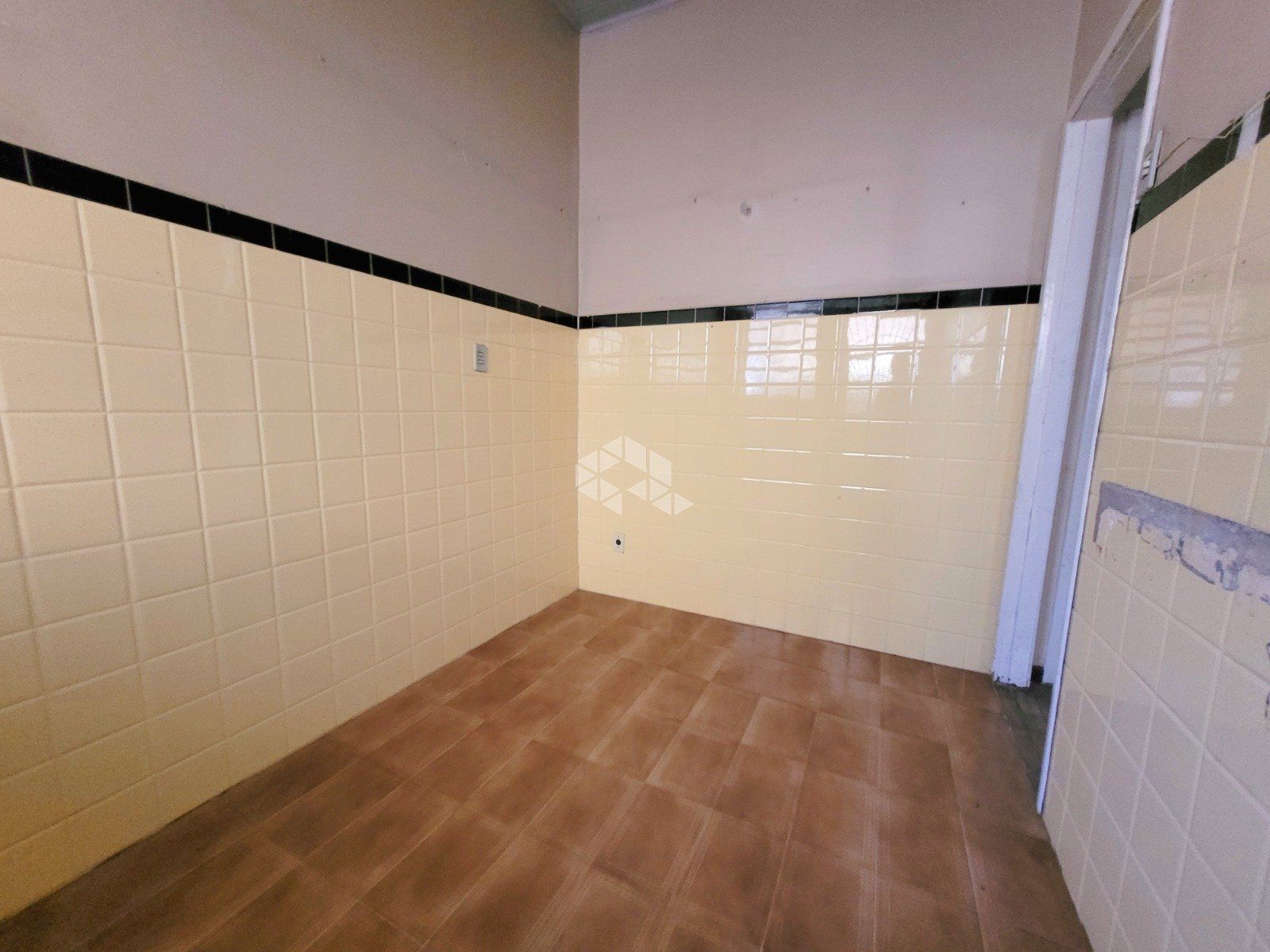 Sobrado Duplex para venda no bairro Jardim Botânico em Porto Alegre