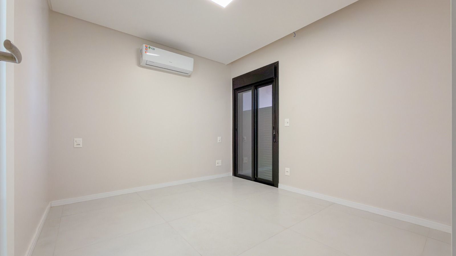 Cobertura para venda no bairro Prainha em Torres