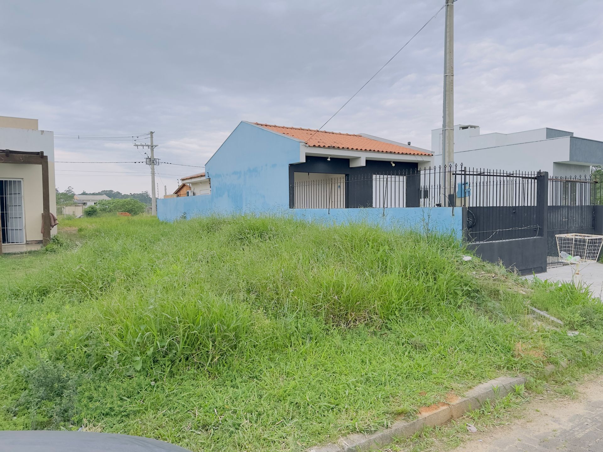 Lote para venda no bairro Aberta dos Morros  em Porto Alegre