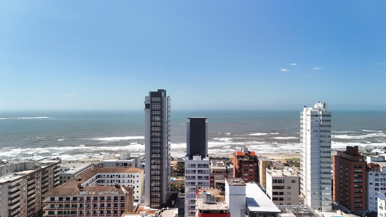 Apartamento para venda no bairro Centro em Torres