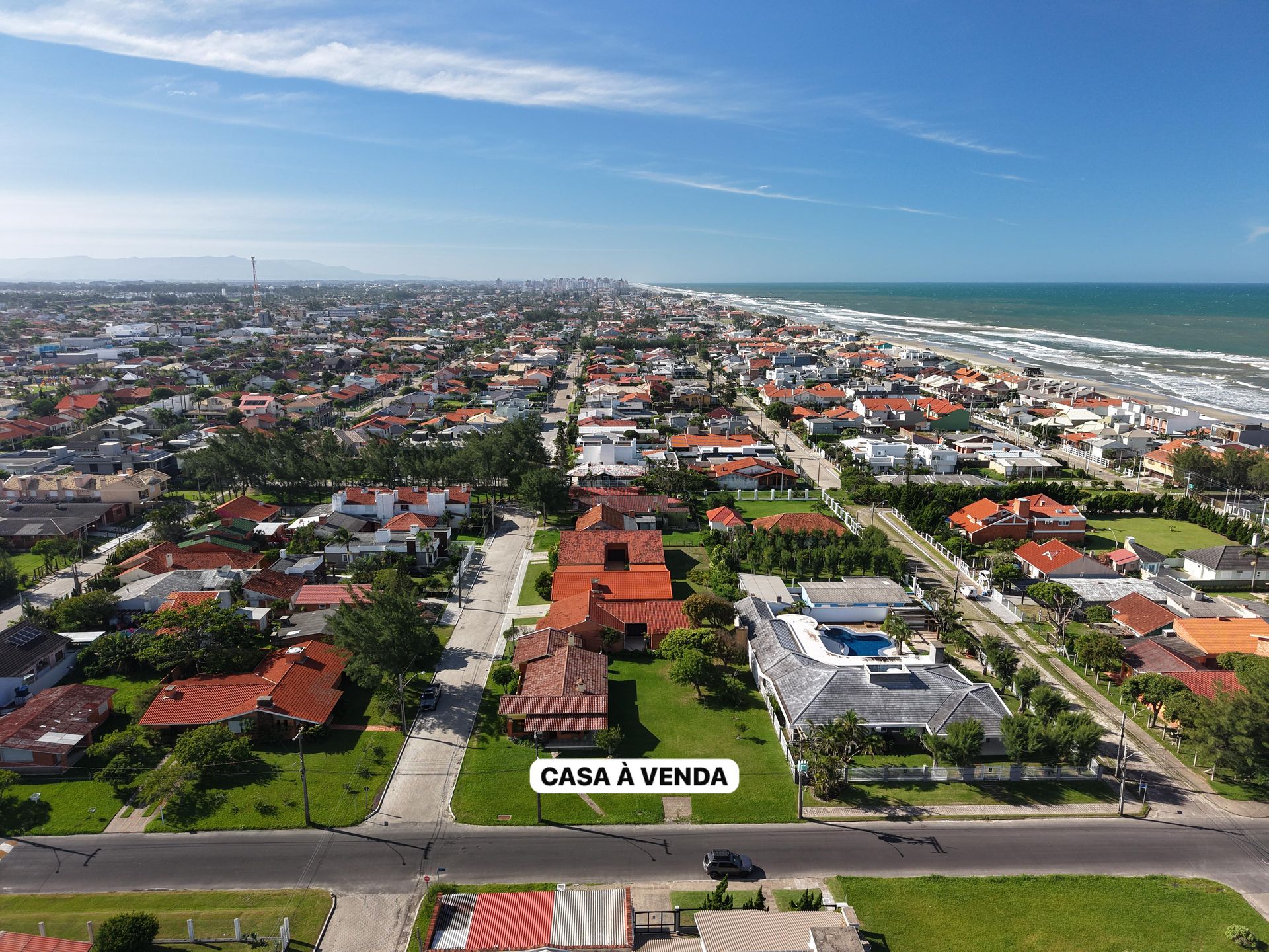 Casa para venda no bairro Centro em Xangri-lá