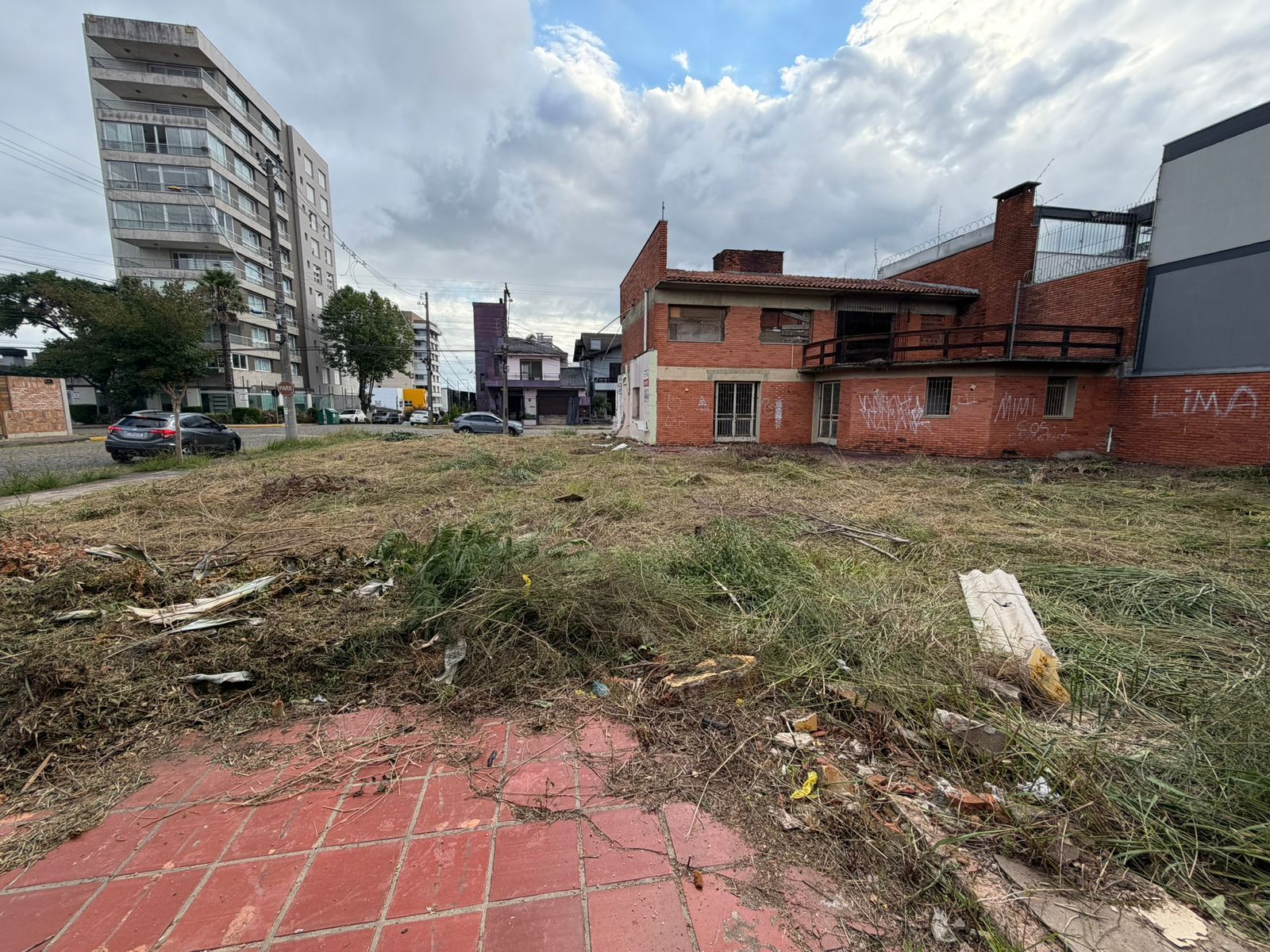 Terreno Padrão para venda no bairro Cinquentenário em Caxias do Sul