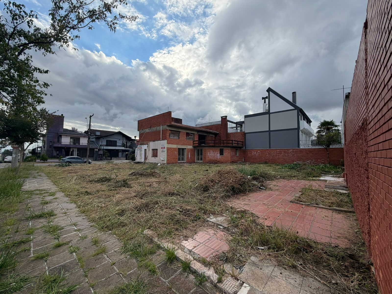 Terreno Padrão para venda no bairro Cinquentenário em Caxias do Sul