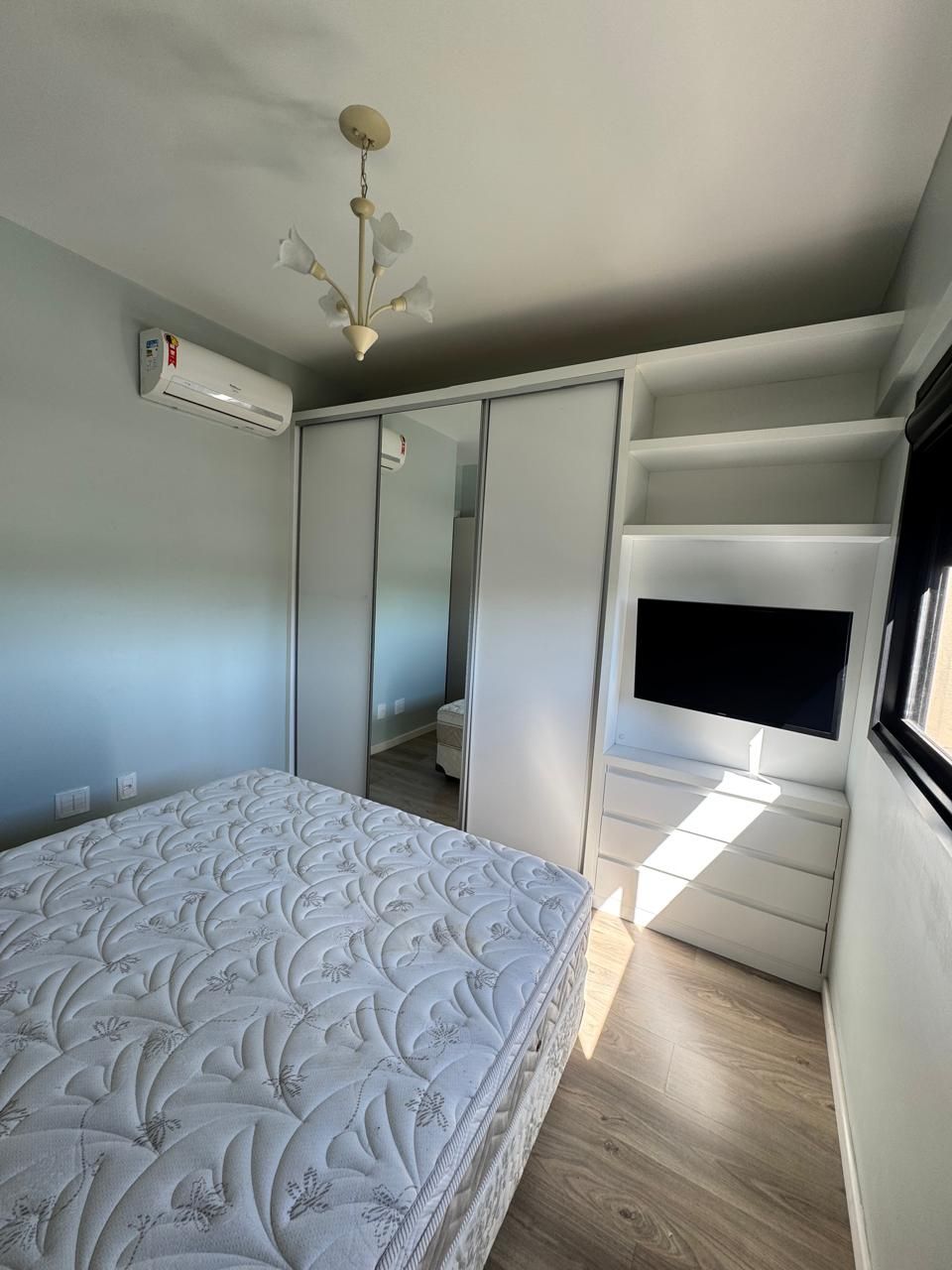Apartamento para venda no bairro Vila João Pessoa em Porto Alegre