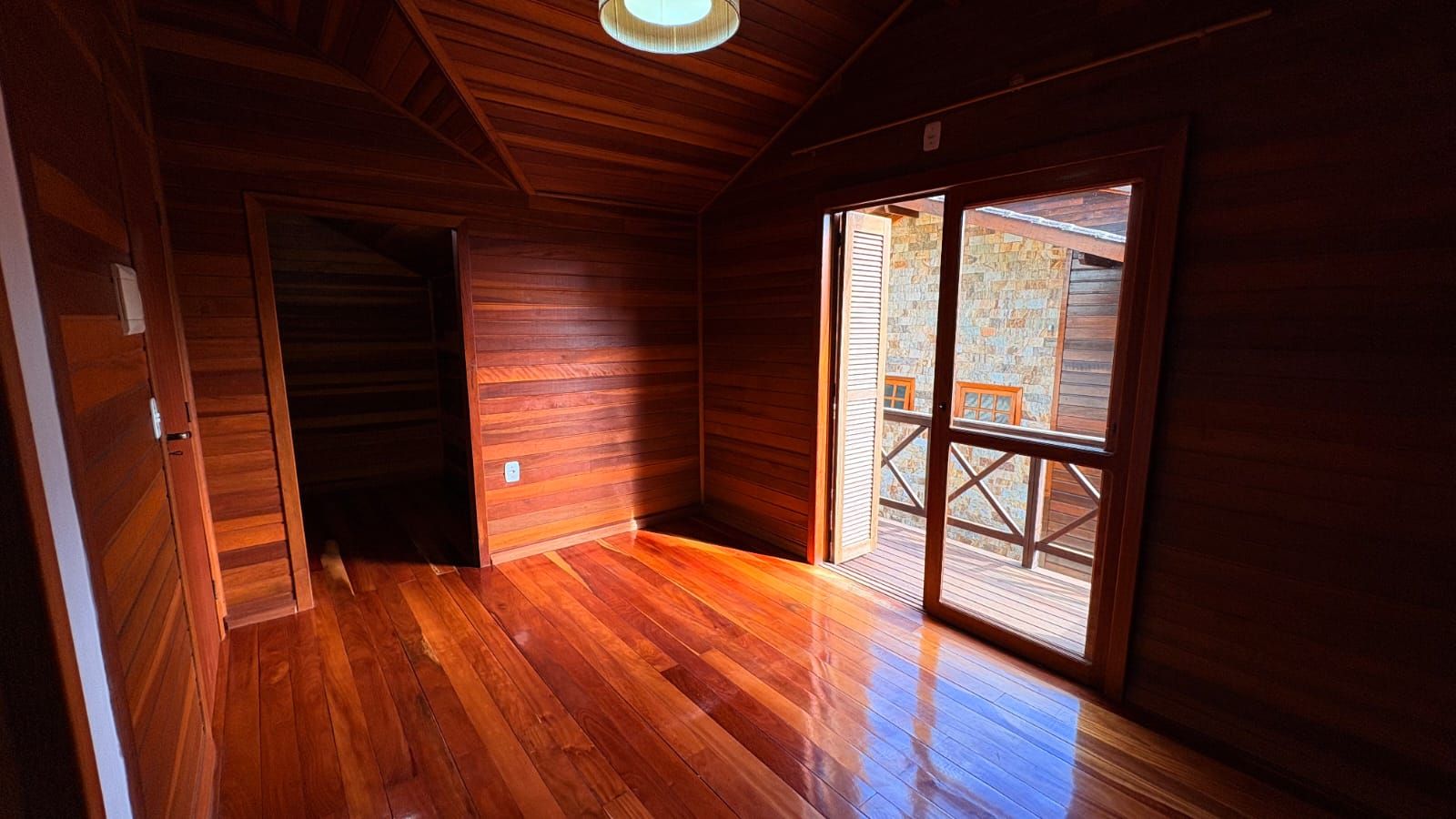 Casa de Condomínio para venda no bairro São José em Canela