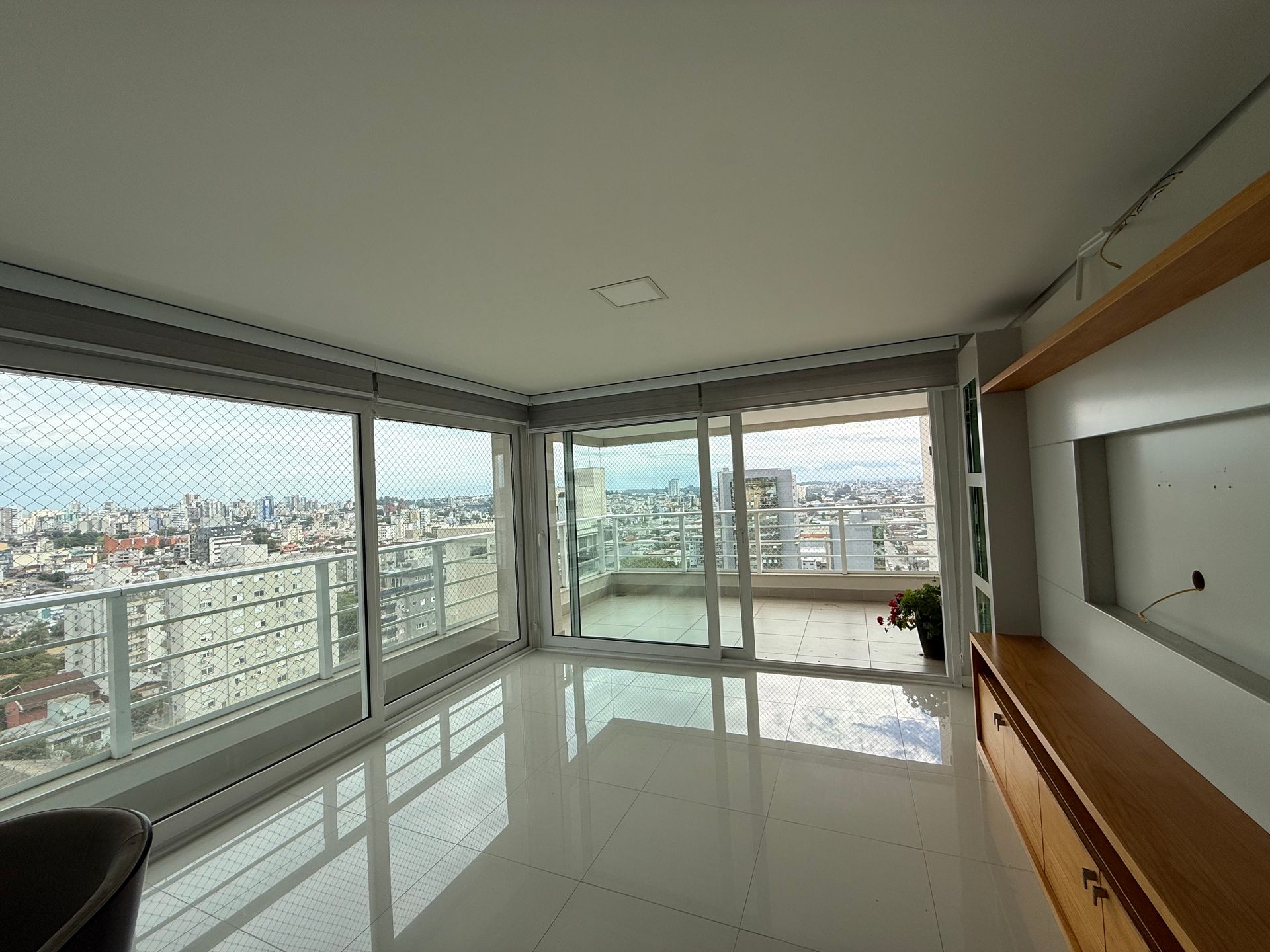 Apartamento para venda no bairro Madureira em Caxias do Sul