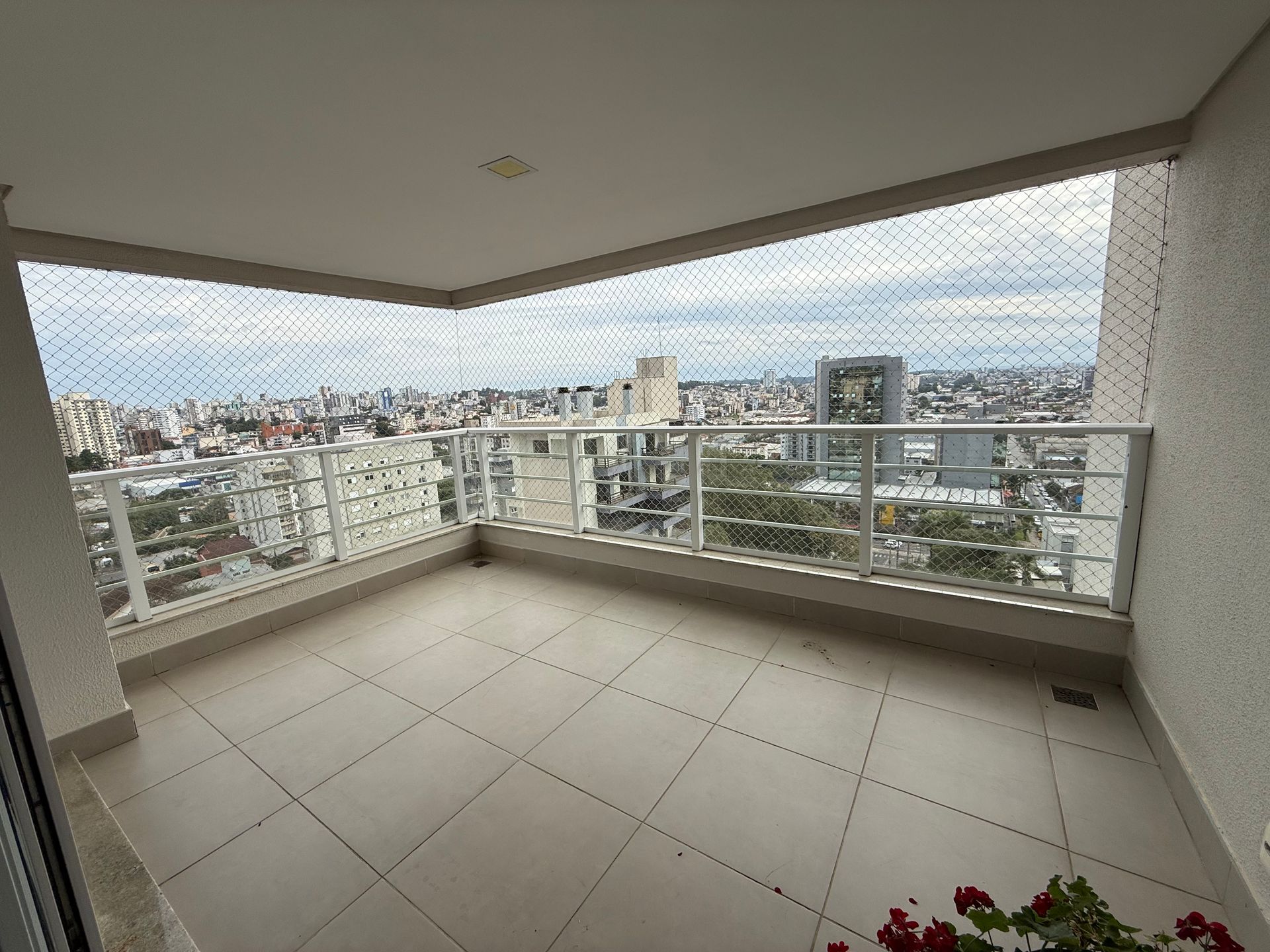 Apartamento para venda no bairro Madureira em Caxias do Sul