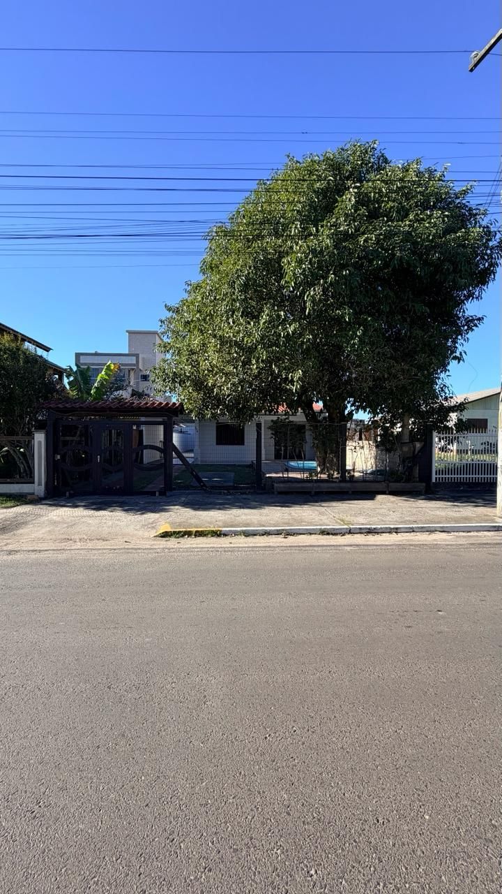 Casa para venda no bairro  em Arroio do Sal