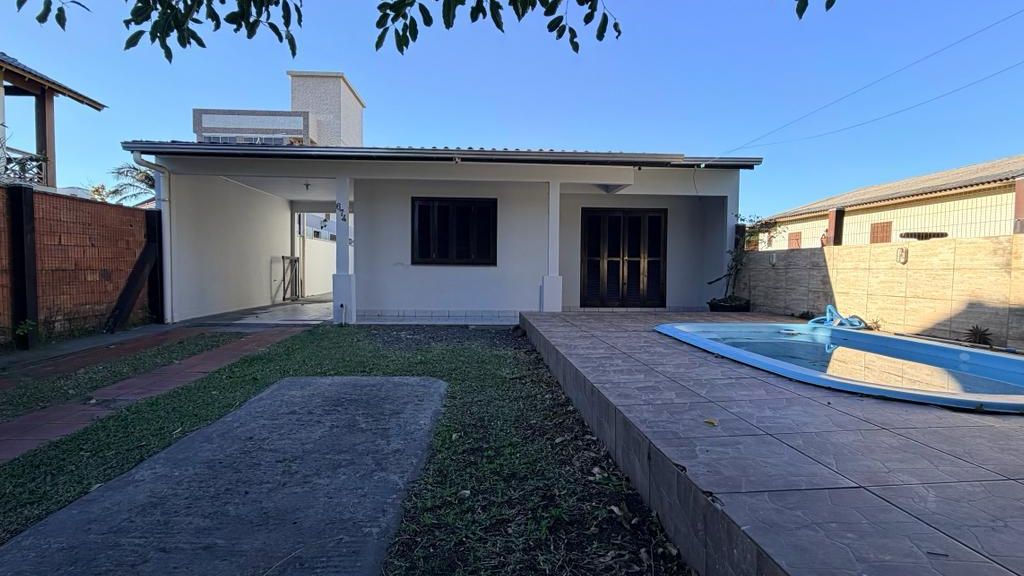 Casa para venda no bairro  em Arroio do Sal