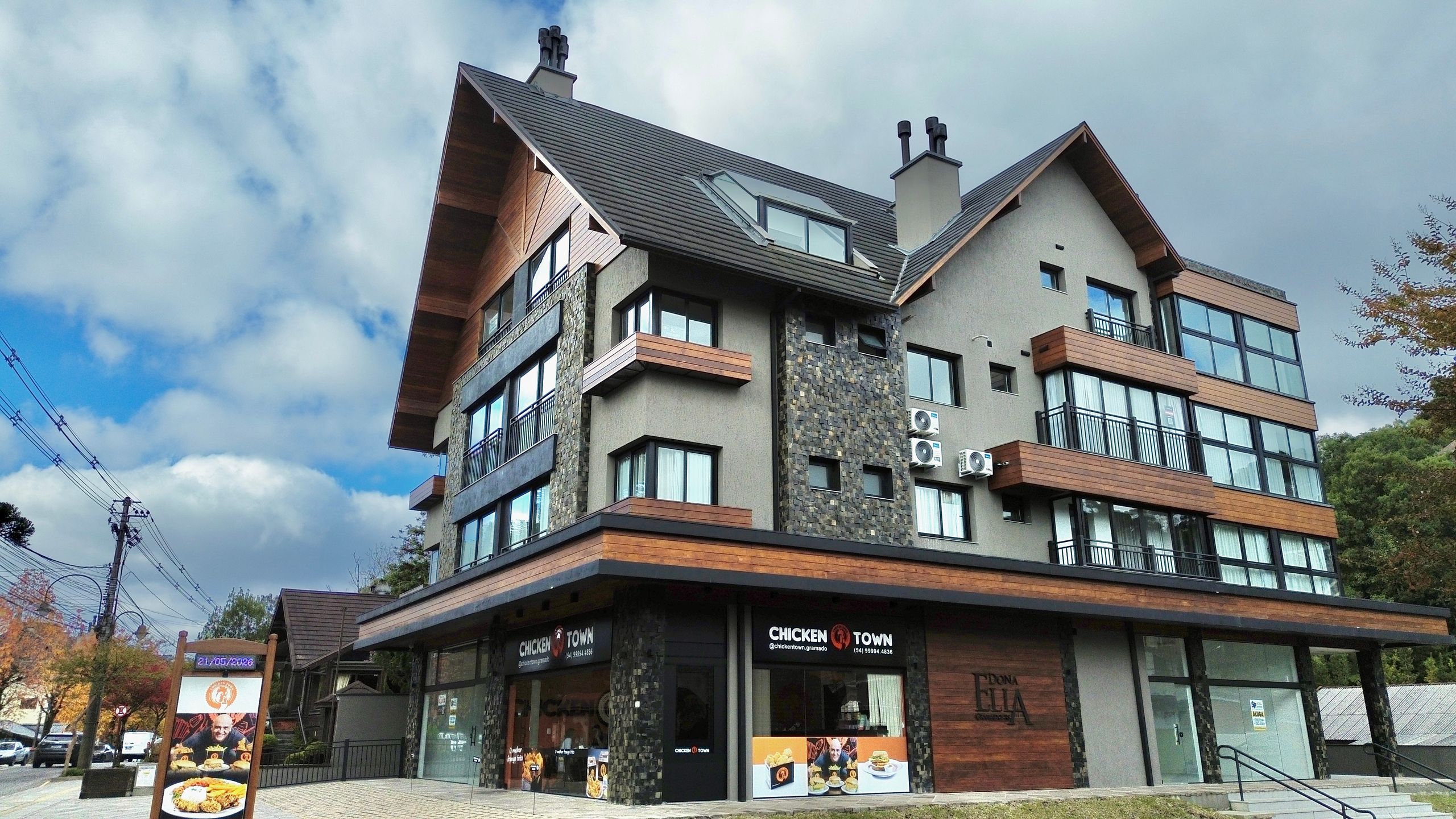 Apartamento para venda no bairro Centro em Gramado