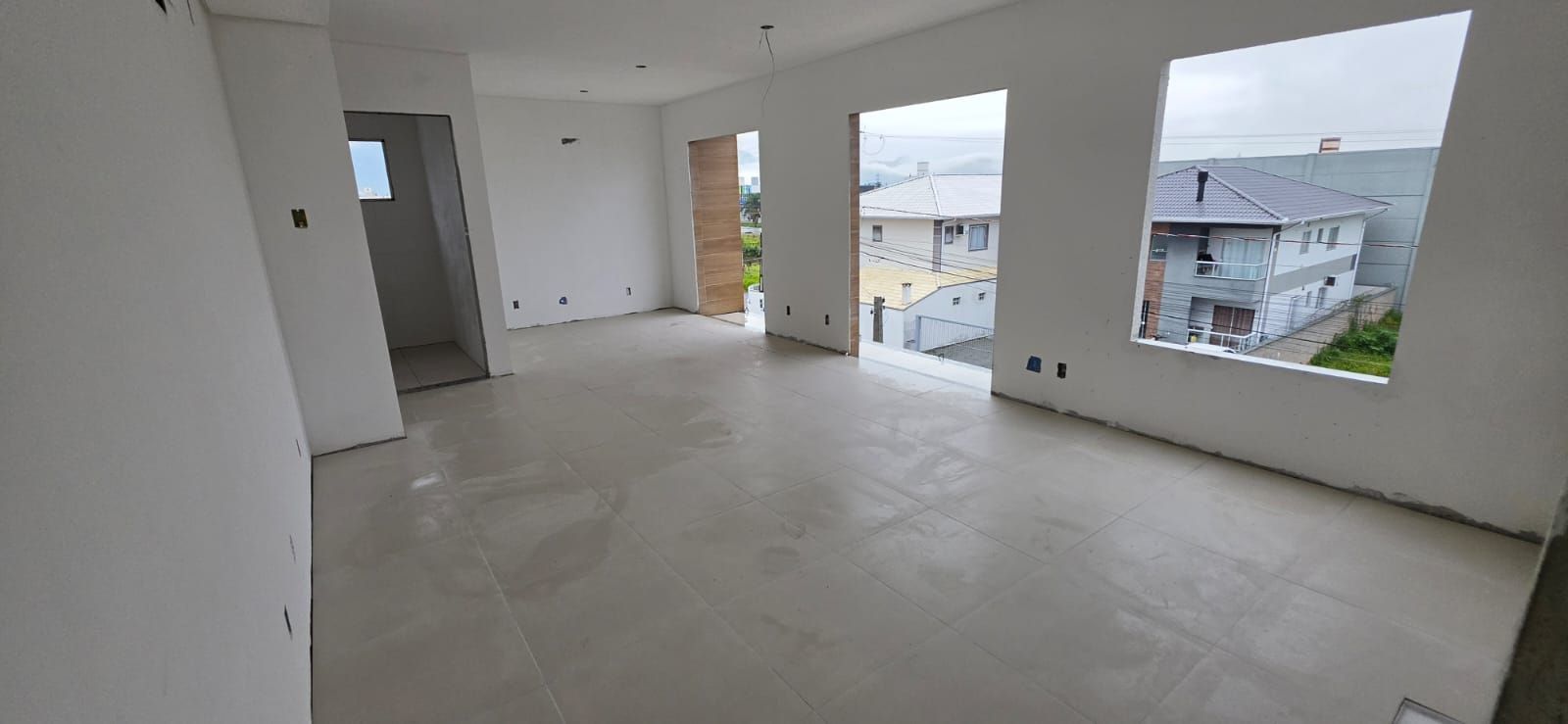 Sala Comercial Aérea para venda no bairro  em Palhoça