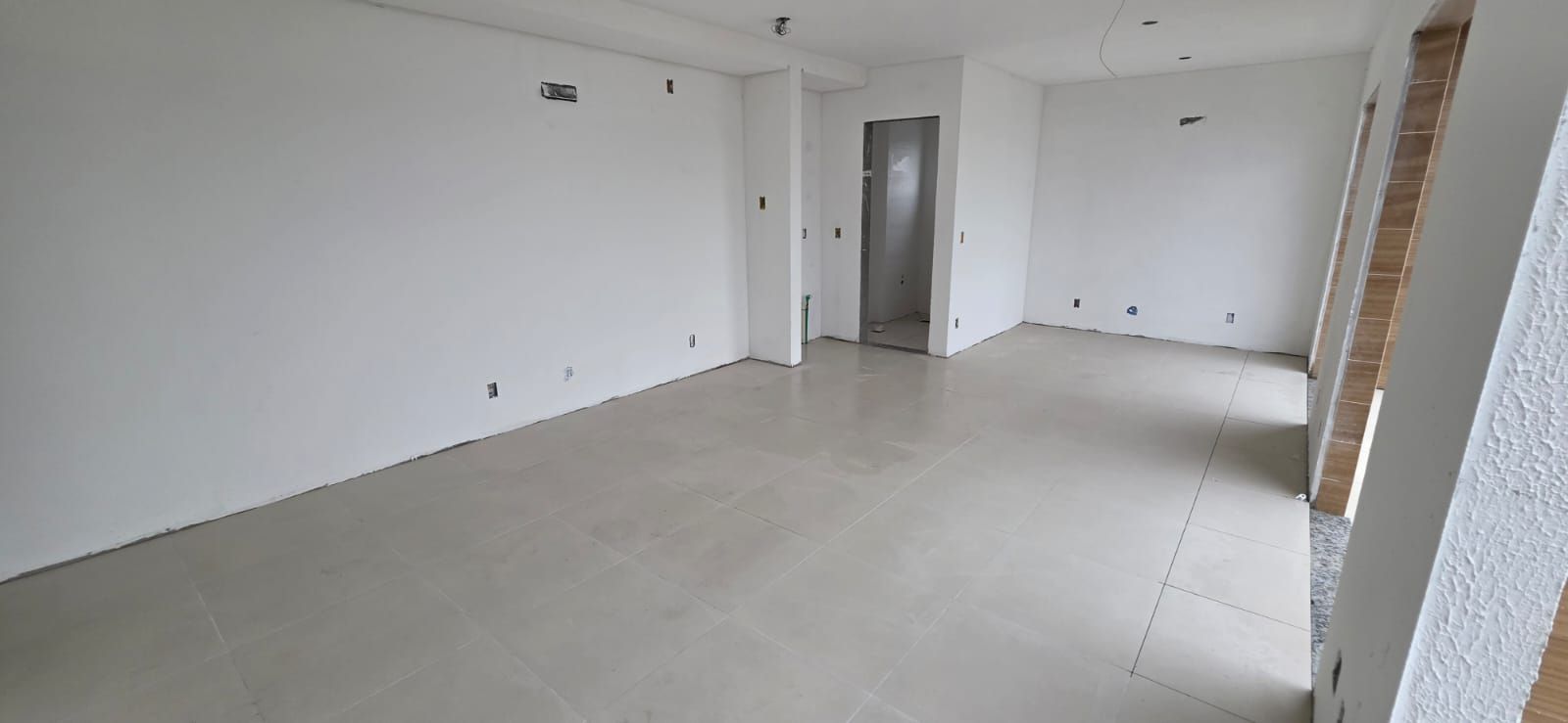 Sala Comercial Aérea para venda no bairro  em Palhoça
