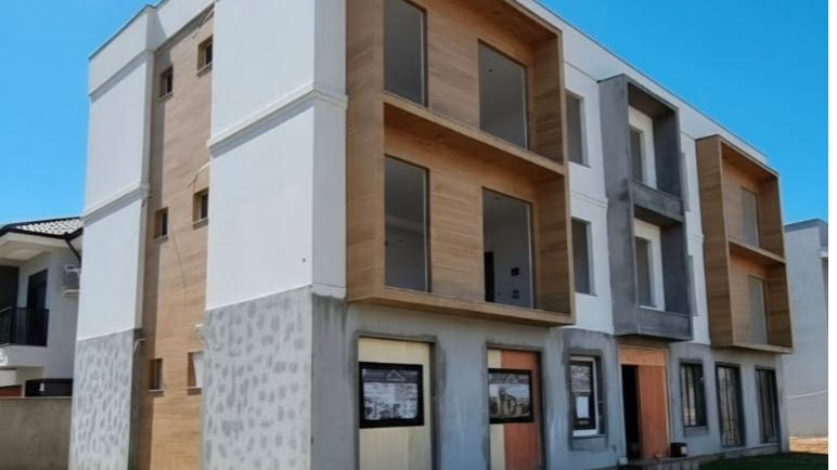 Sala Comercial Aérea para venda no bairro  em Palhoça