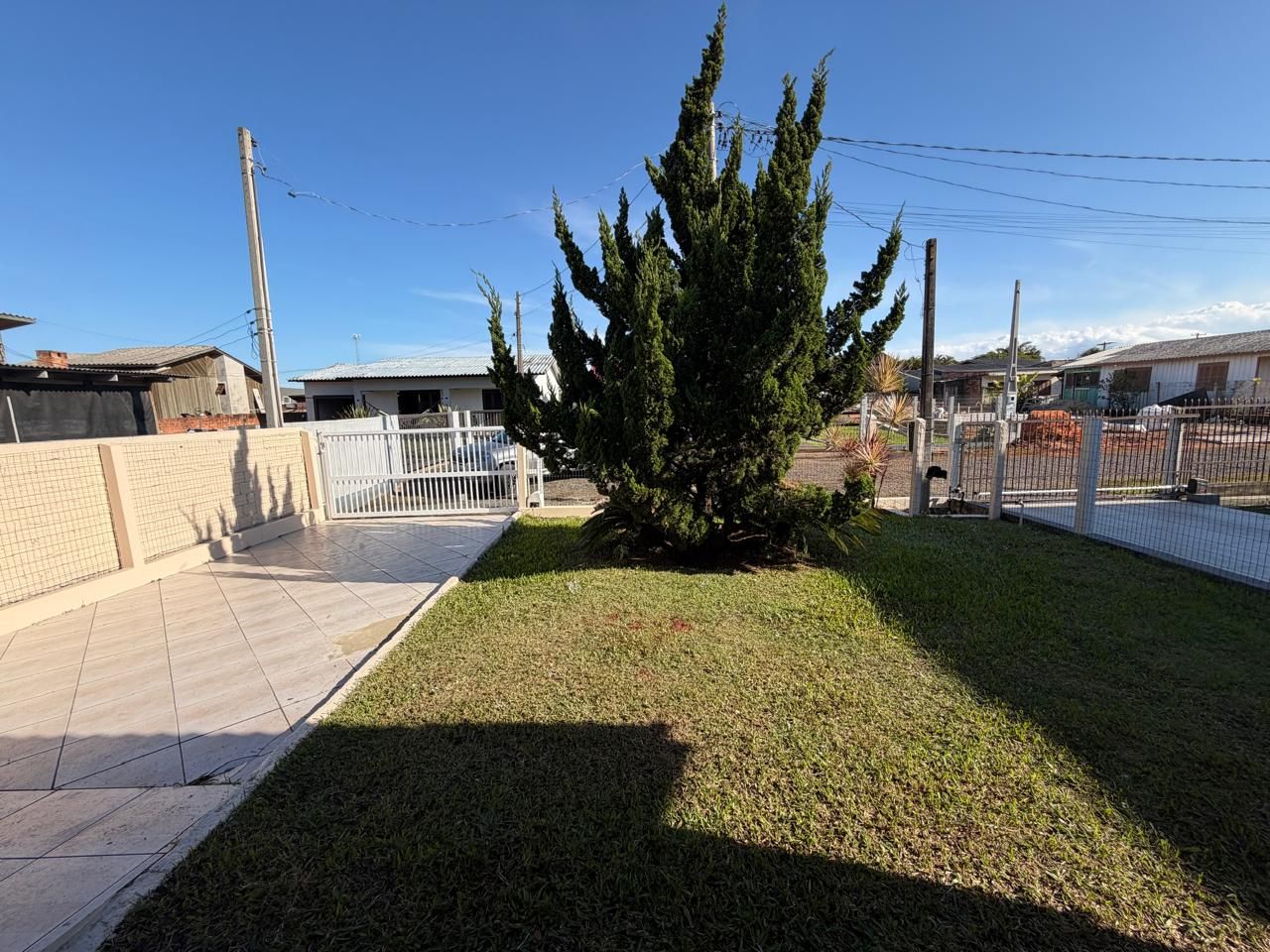 Casa para venda no bairro Igra Sul em Torres